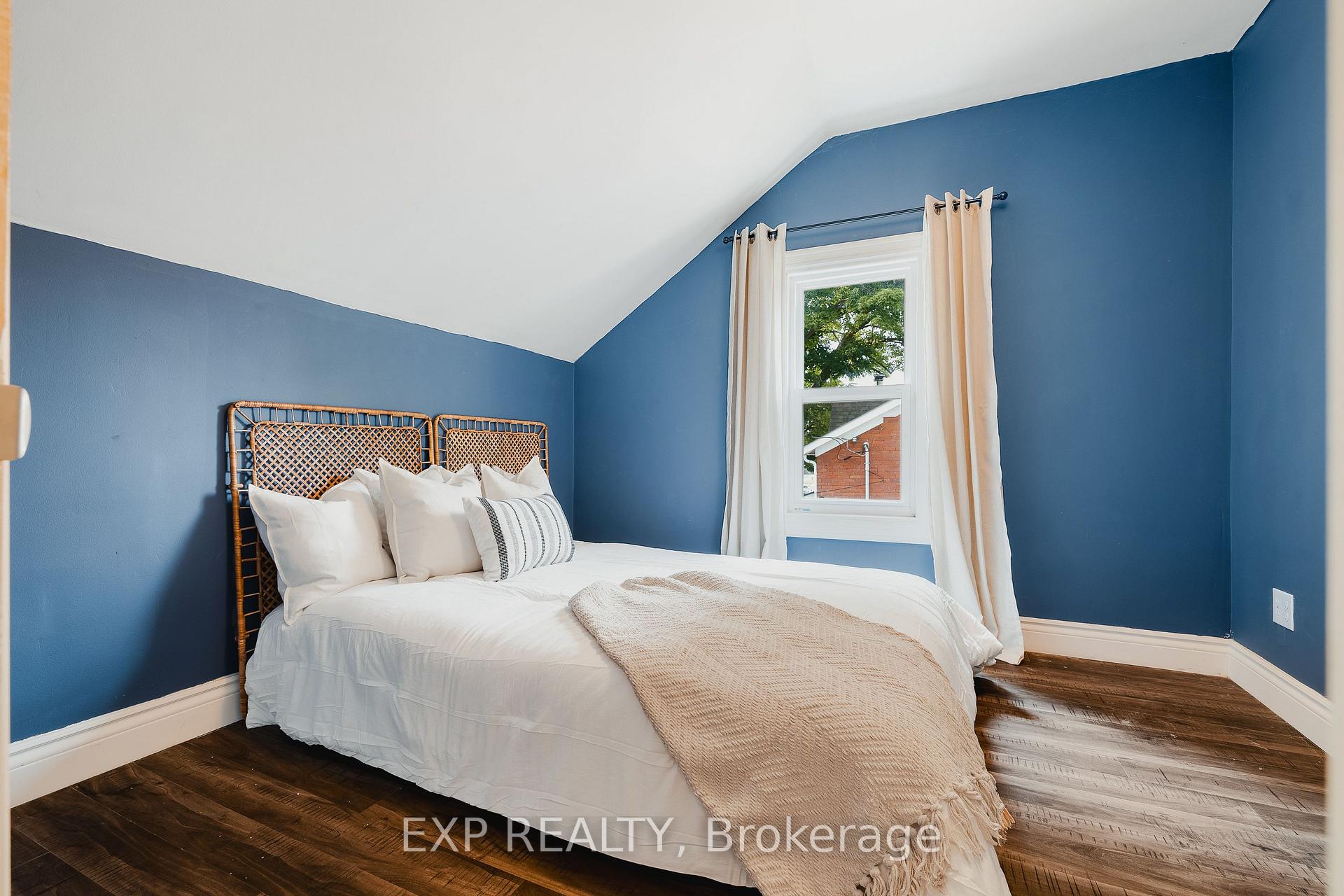 Photo 13 of 275 Clayton Street E, North Perth, Listowel — HOMEH