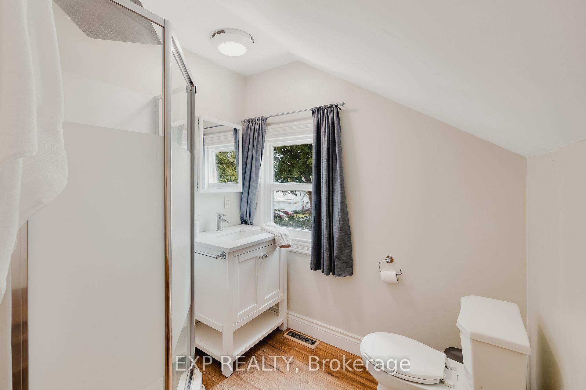 Photo 16 of 275 Clayton Street E, North Perth, Listowel — HOMEH