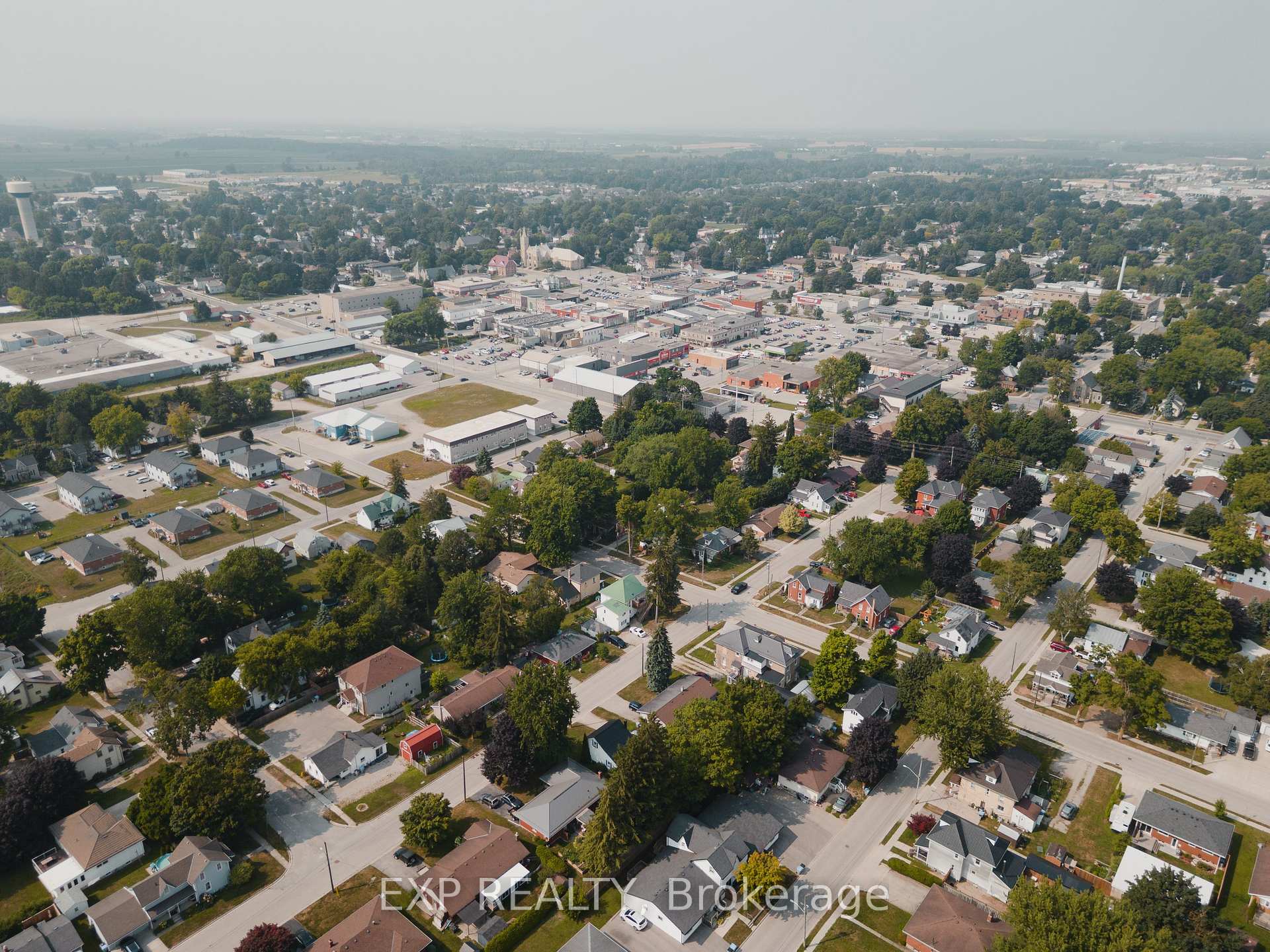 Photo 29 of 275 Clayton Street E, North Perth, Listowel — HOMEH
