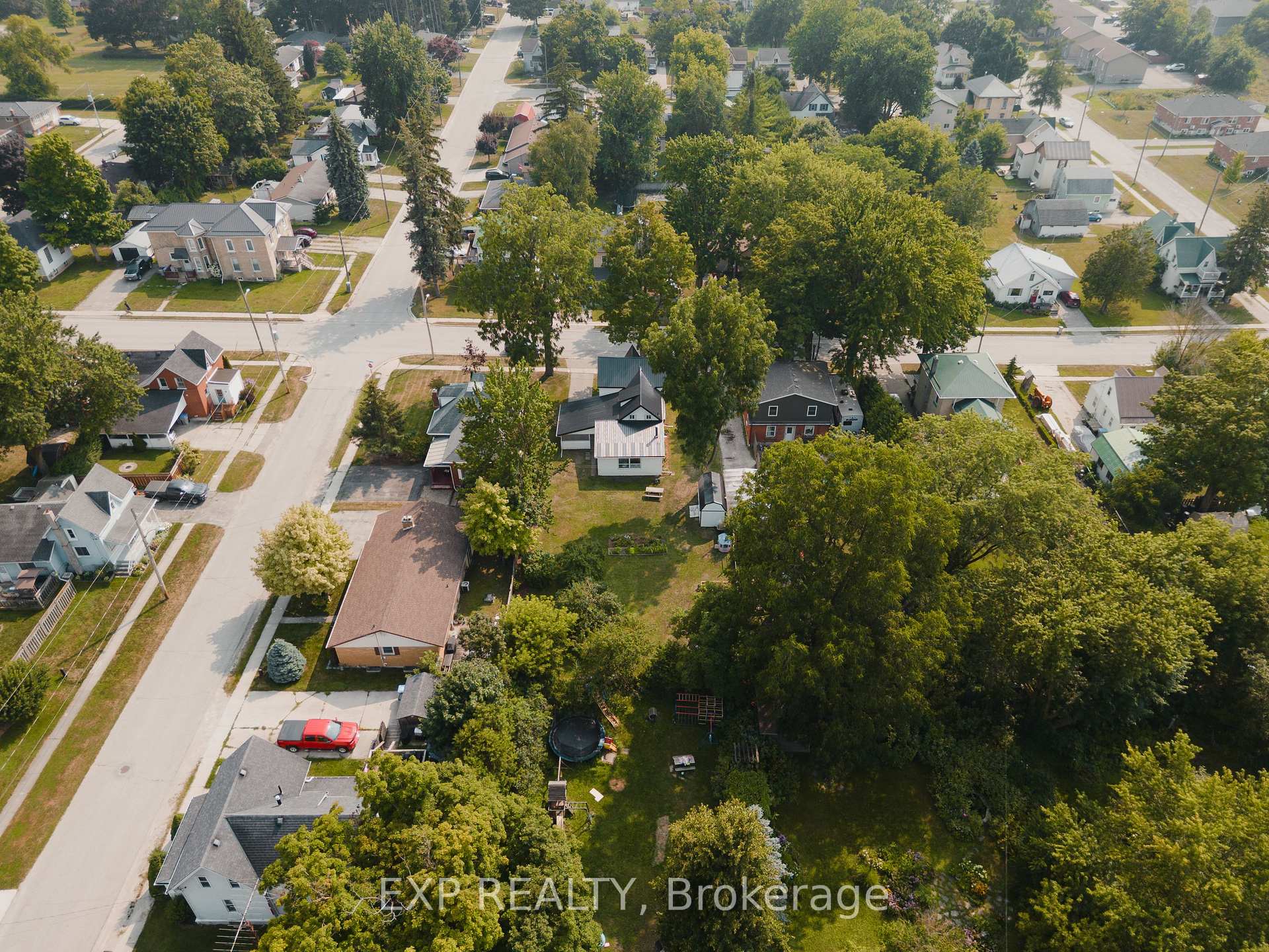 Photo 34 of 275 Clayton Street E, North Perth, Listowel — HOMEH