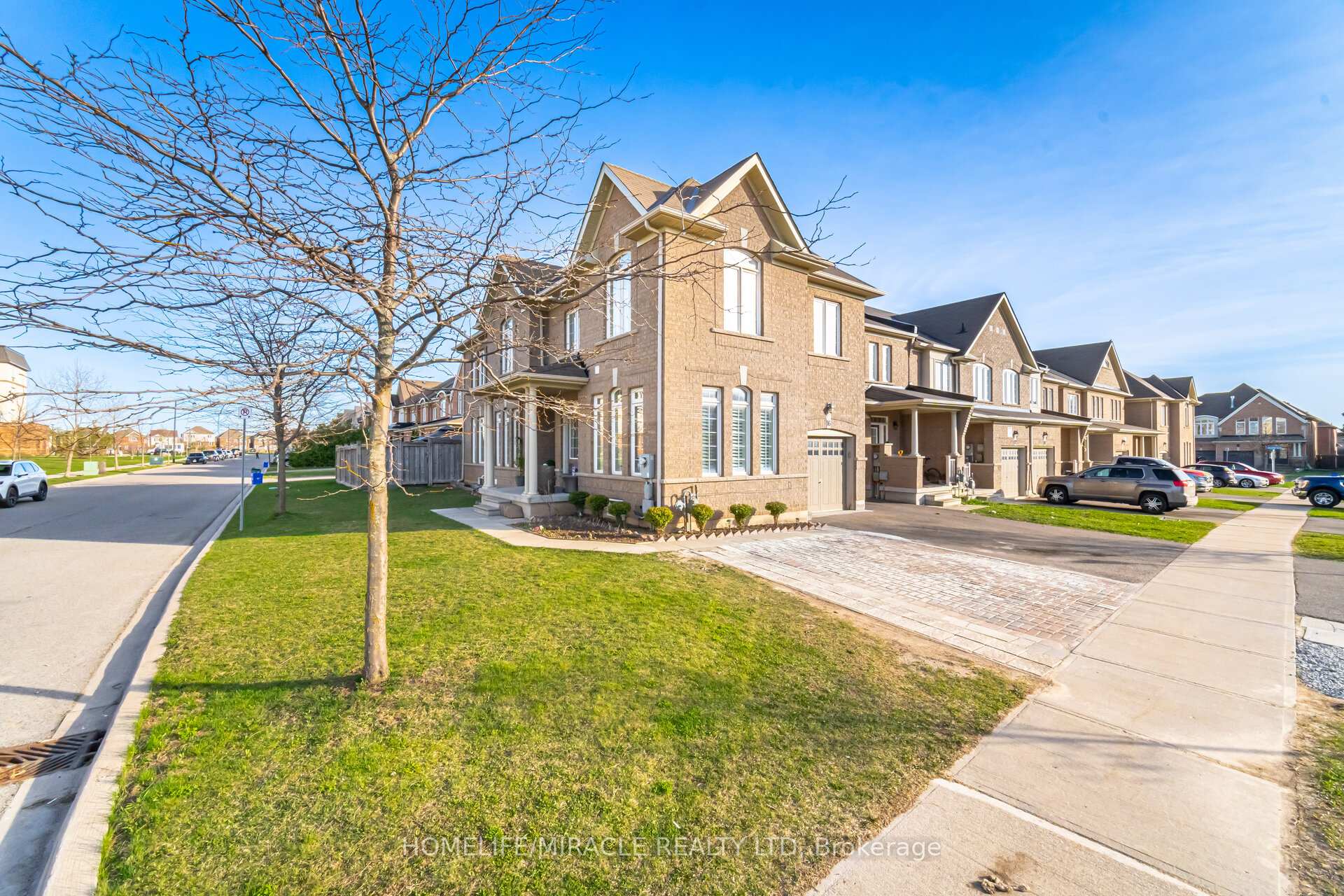 Photo 1 of 16 Mclaughlin Ave Bsmt, Milton, Willmott — HOMEH
