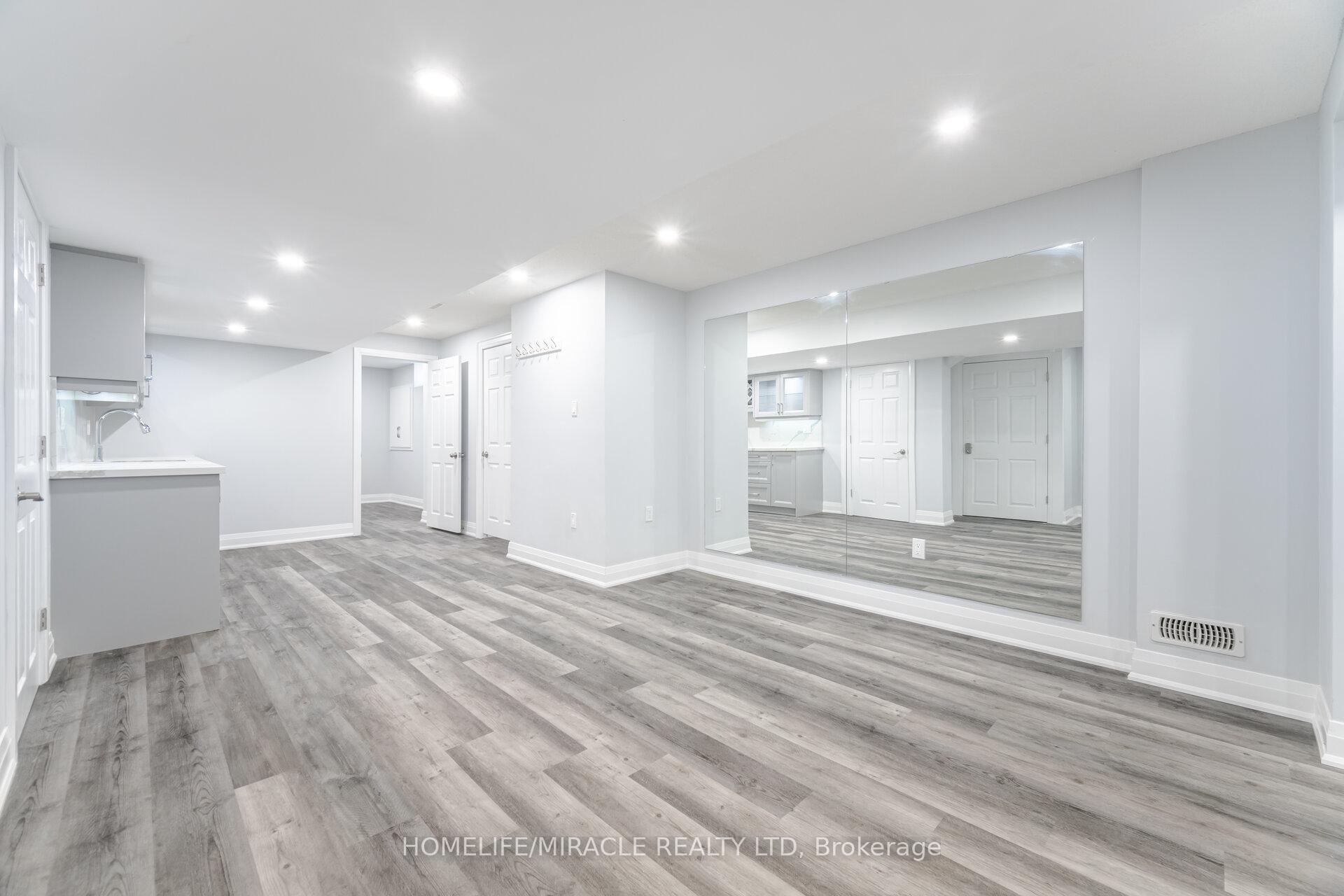 Photo 8 of 16 Mclaughlin Ave Bsmt, Milton, Willmott — HOMEH
