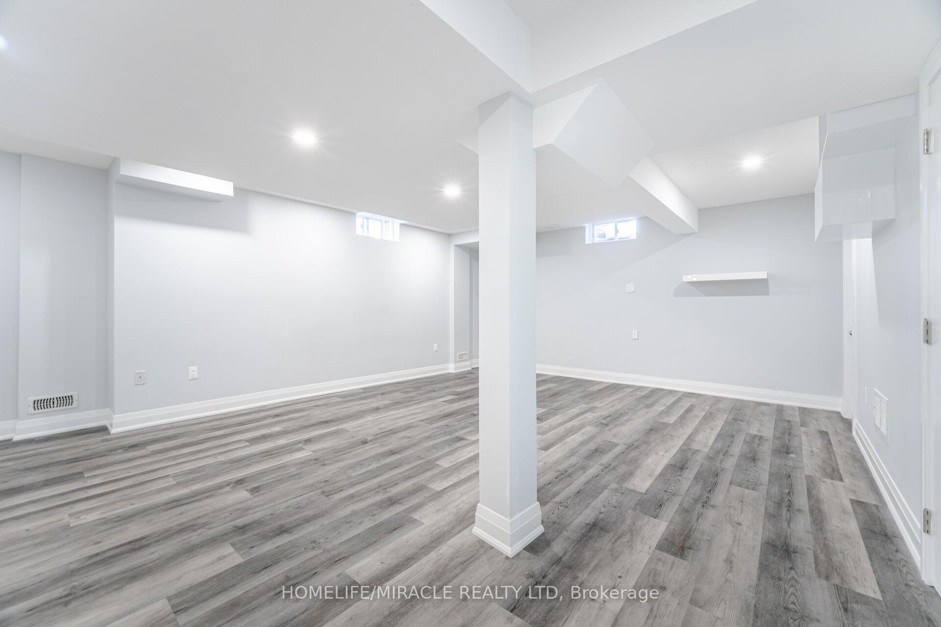 Photo 11 of 16 Mclaughlin Ave Bsmt, Milton, Willmott — HOMEH