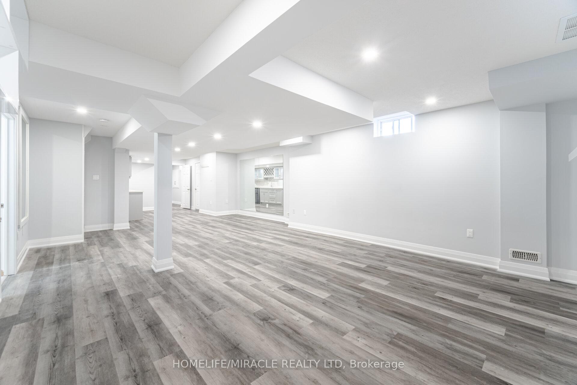 Photo 12 of 16 Mclaughlin Ave Bsmt, Milton, Willmott — HOMEH