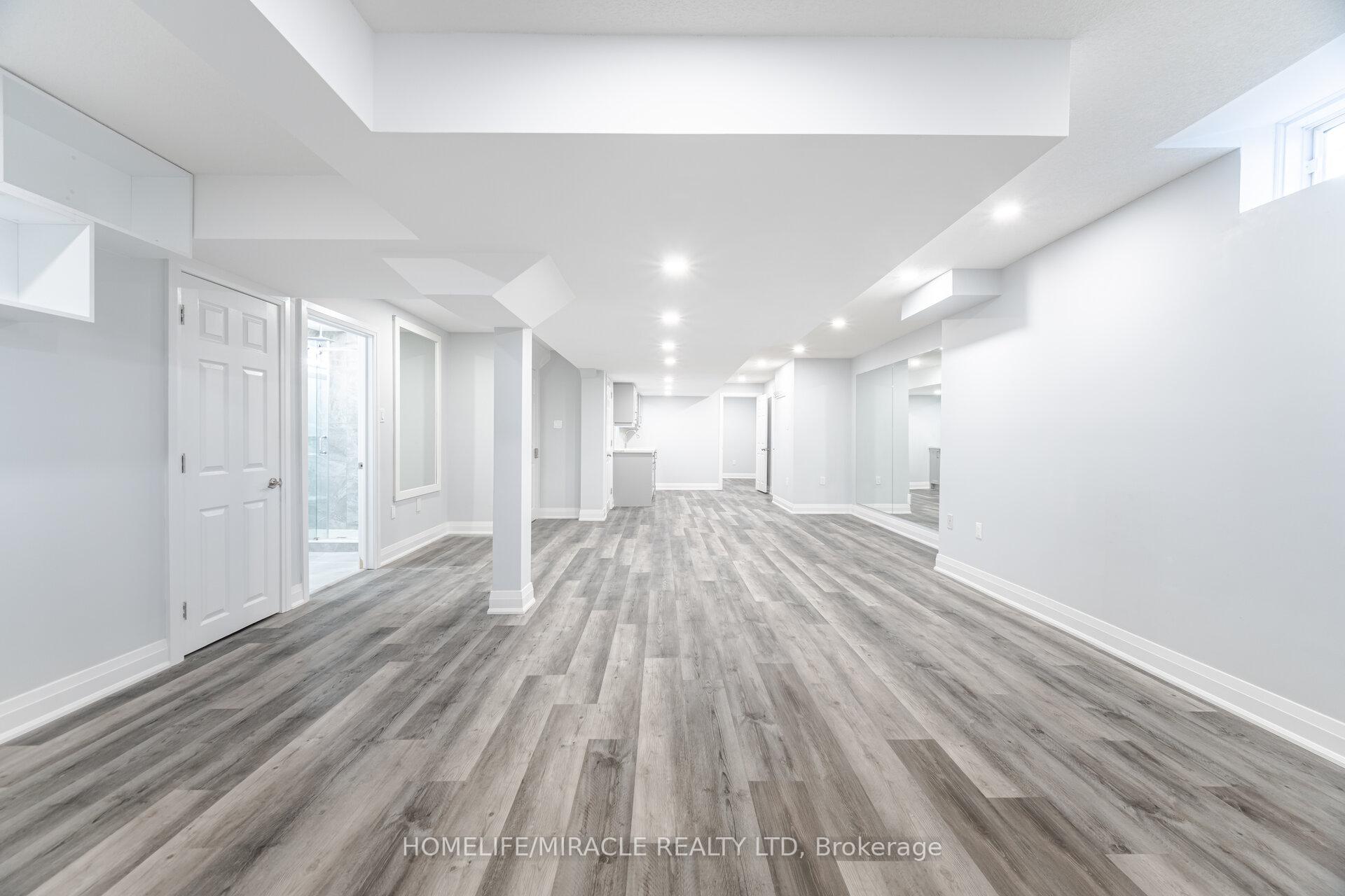 Photo 13 of 16 Mclaughlin Ave Bsmt, Milton, Willmott — HOMEH