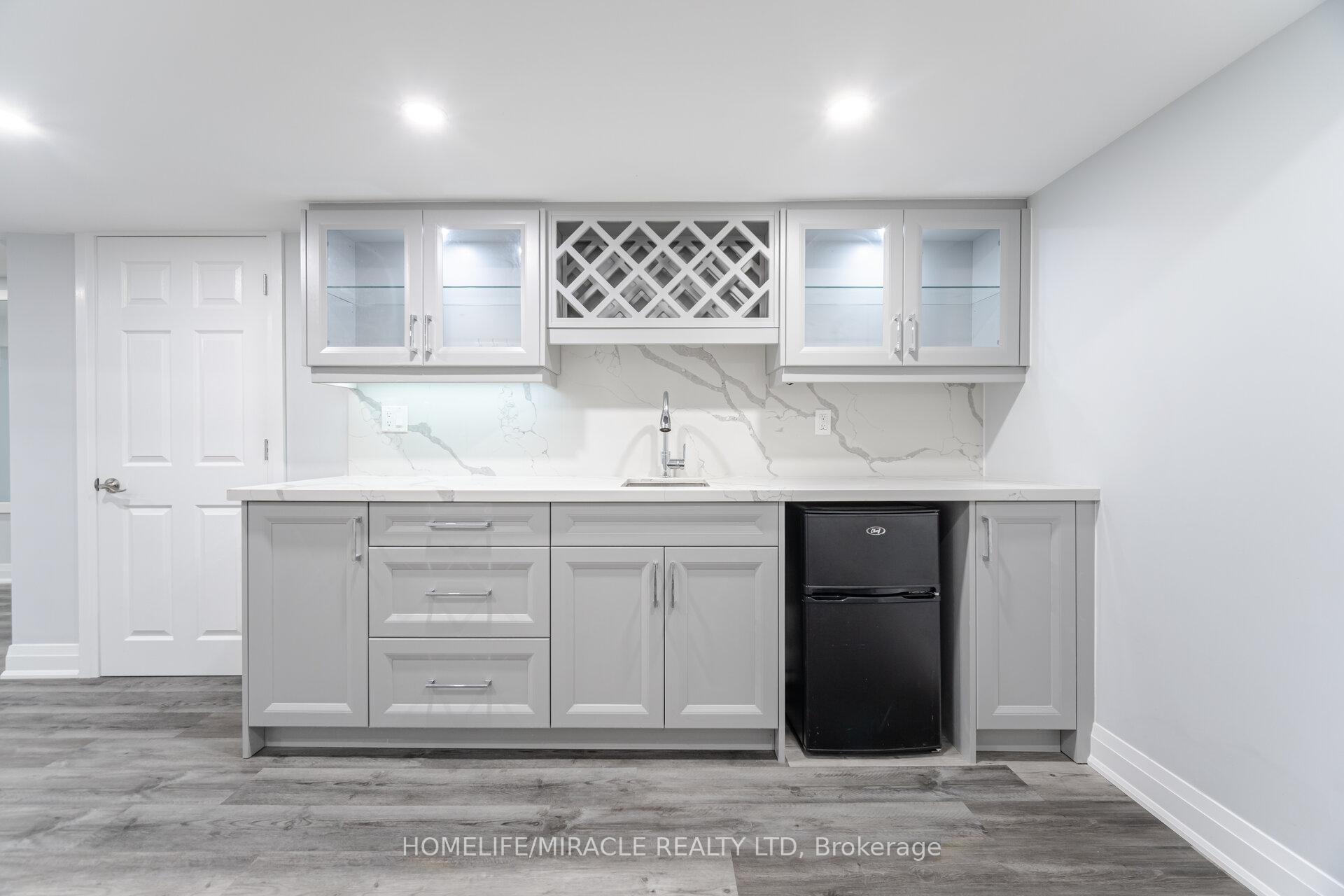 Photo 17 of 16 Mclaughlin Ave Bsmt, Milton, Willmott — HOMEH