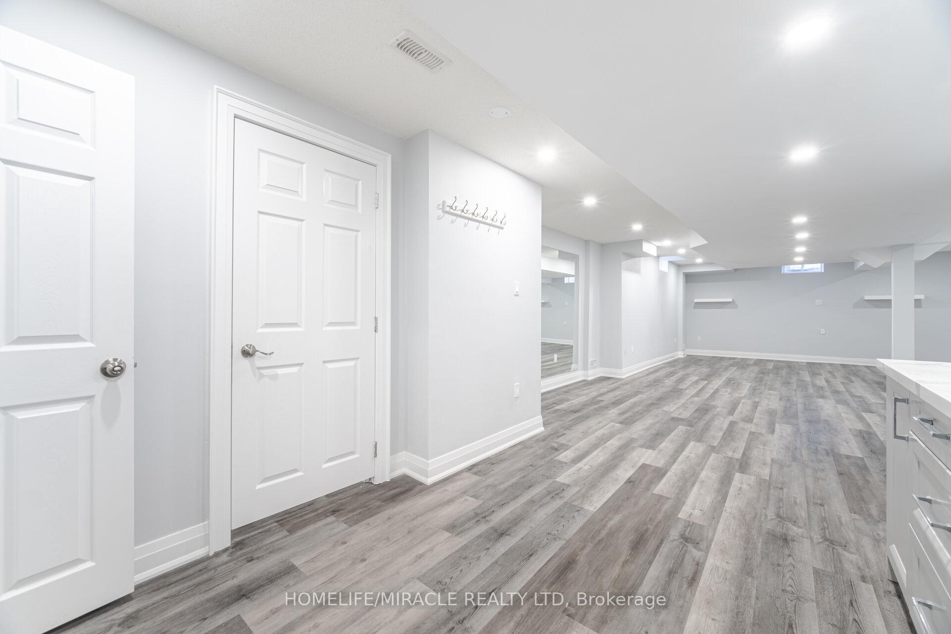Photo 19 of 16 Mclaughlin Ave Bsmt, Milton, Willmott — HOMEH