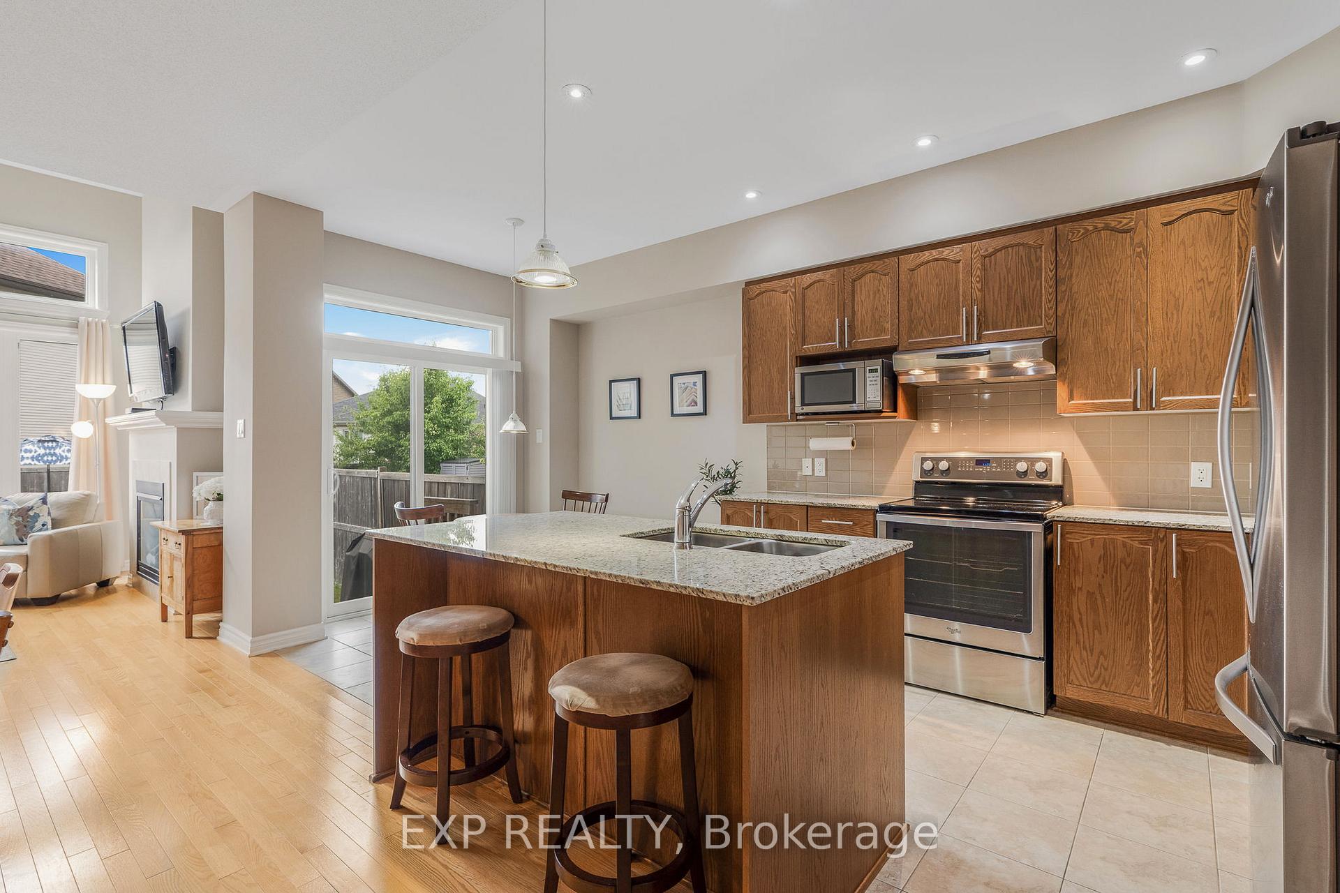 Photo 5 of 326 Trailsedge Way, Ottawa, Mer Bleue/Bradley Estates/Anderson Park — HOMEH