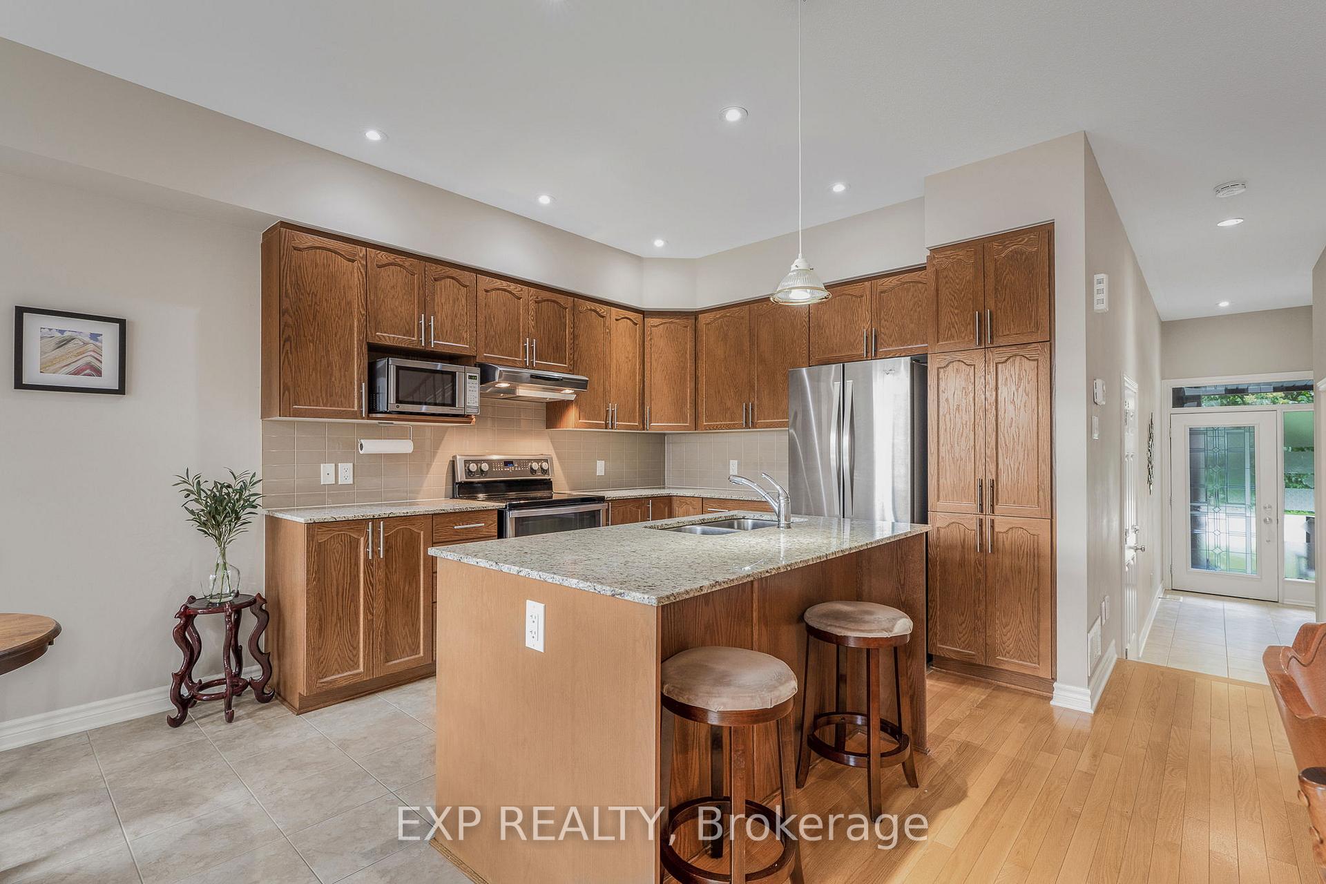 Photo 6 of 326 Trailsedge Way, Ottawa, Mer Bleue/Bradley Estates/Anderson Park — HOMEH