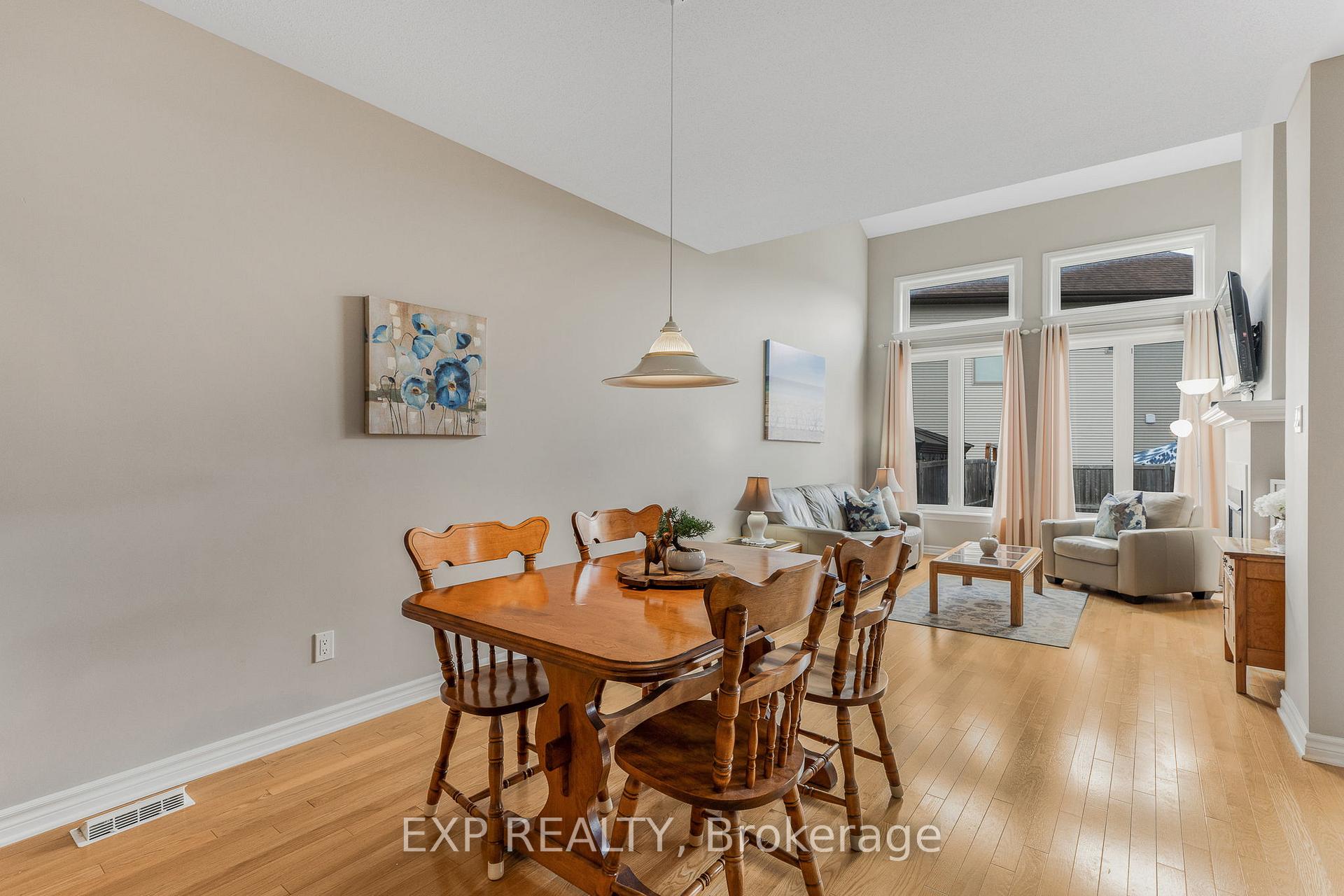 Photo 9 of 326 Trailsedge Way, Ottawa, Mer Bleue/Bradley Estates/Anderson Park — HOMEH