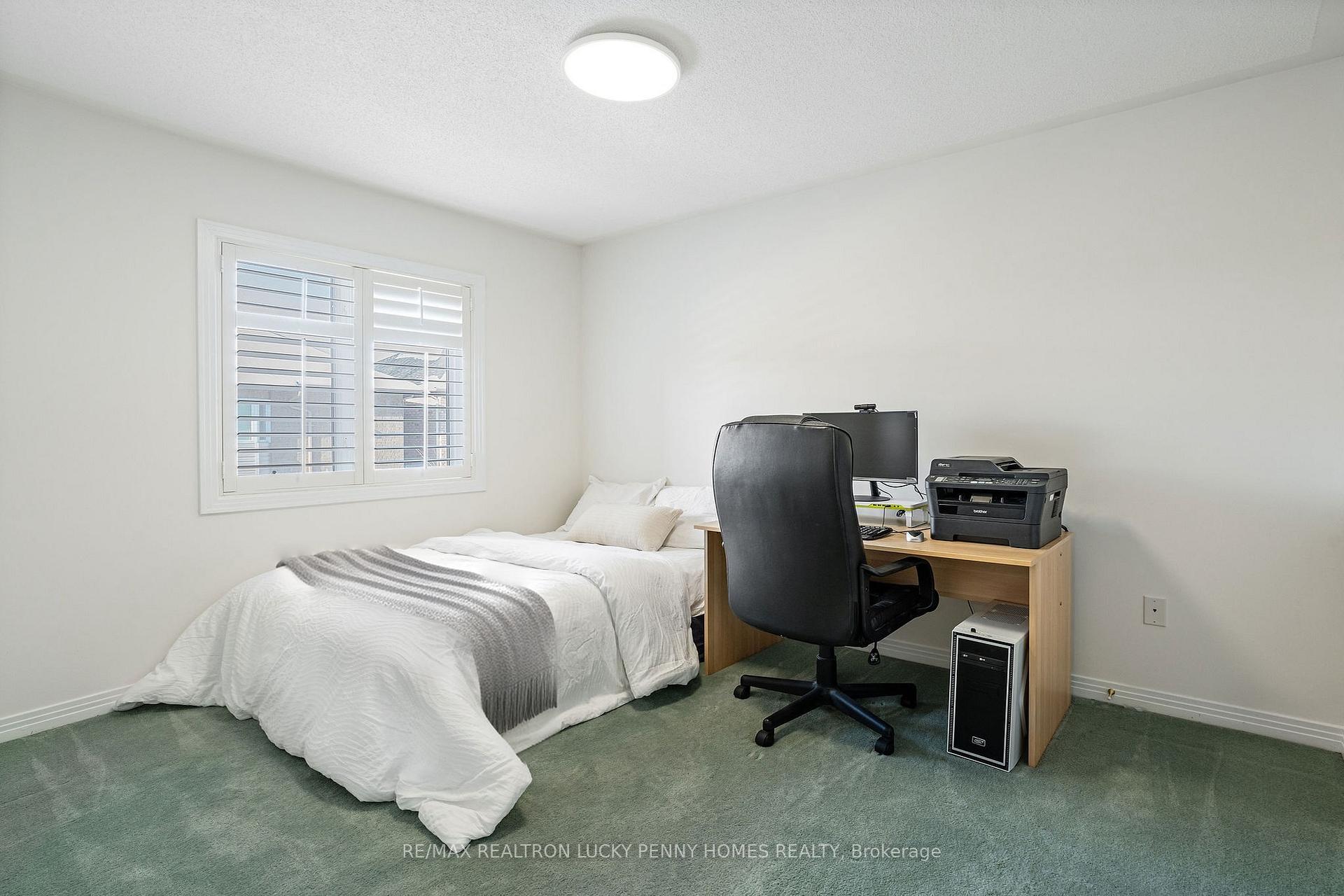 Photo 18 of 33 Calico Crescent, Markham, Cachet — HOMEH