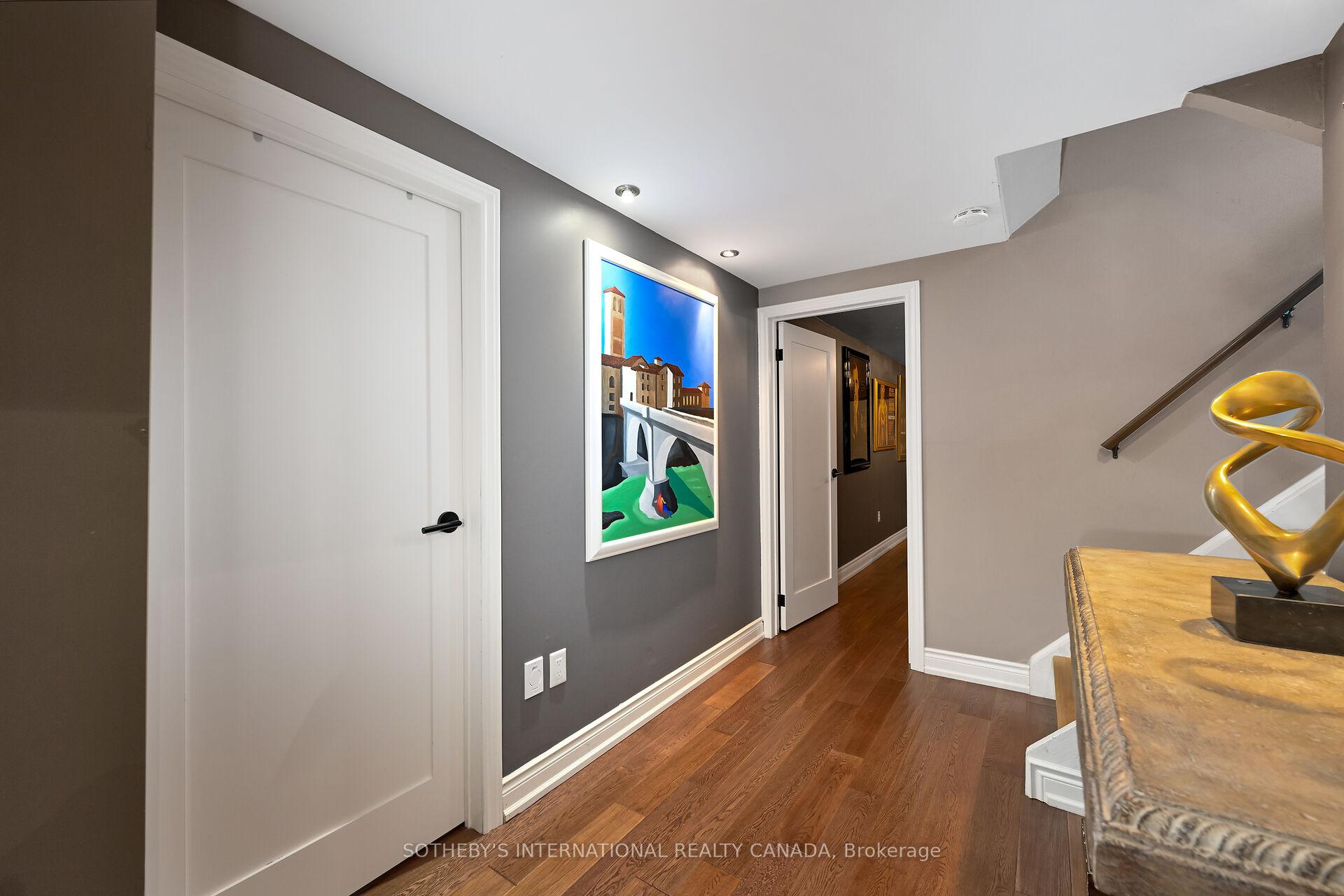 Photo 30 of 1563 Robillard Road, Mississauga, Clarkson — HOMEH