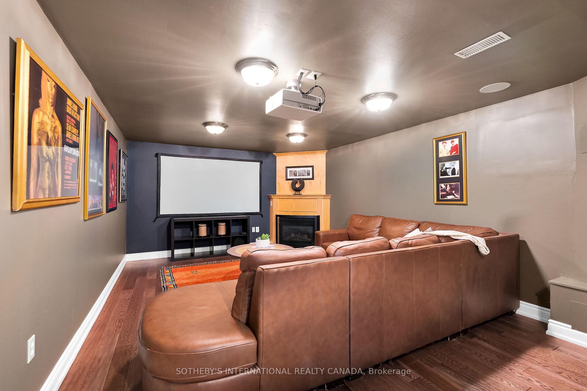 Photo 38 of 1563 Robillard Road, Mississauga, Clarkson — HOMEH