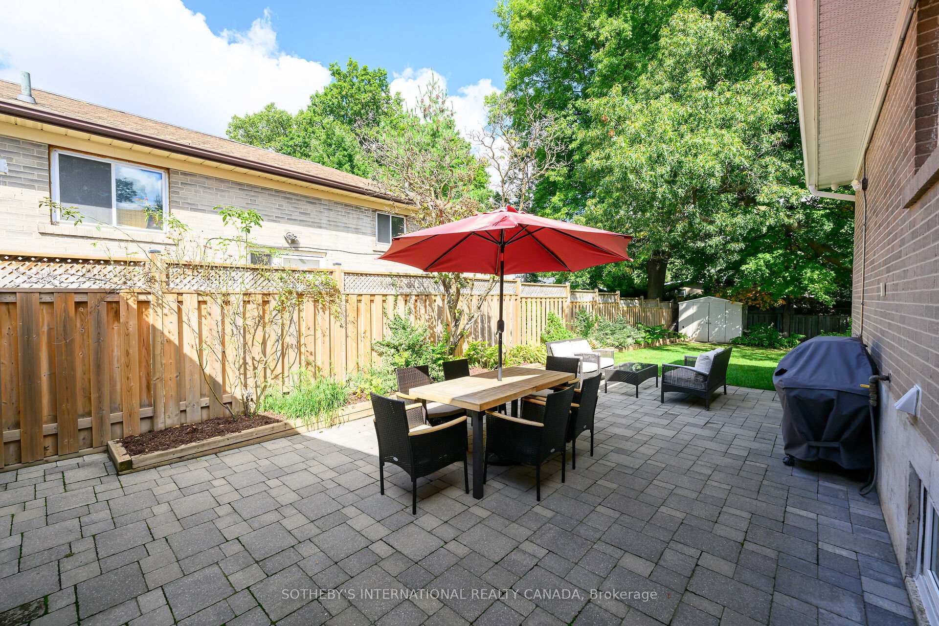 Photo 43 of 1563 Robillard Road, Mississauga, Clarkson — HOMEH
