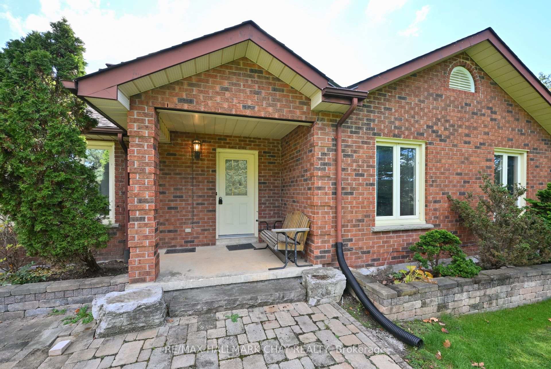 Photo 3 of 5995 3rd Line, New Tecumseth, Rural New Tecumseth — HOMEH