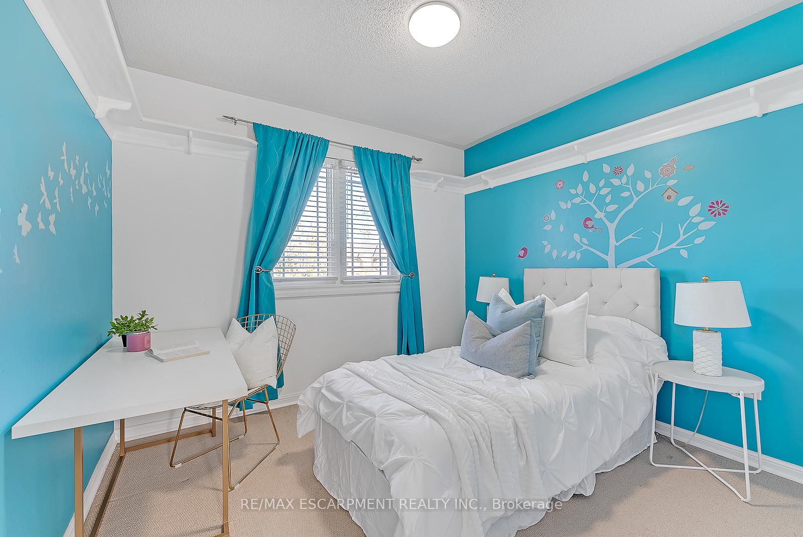 Photo 14 of 1749 Samuelson Circle, Mississauga, Meadowvale Village — HOMEH