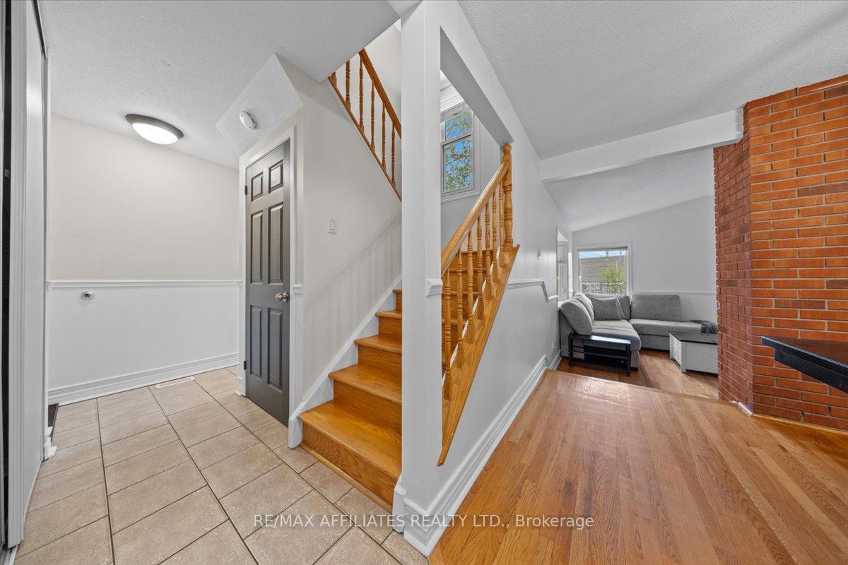 Photo 5 of 1150 Ste Agathe Park, Ottawa, Convent Glen North — HOMEH