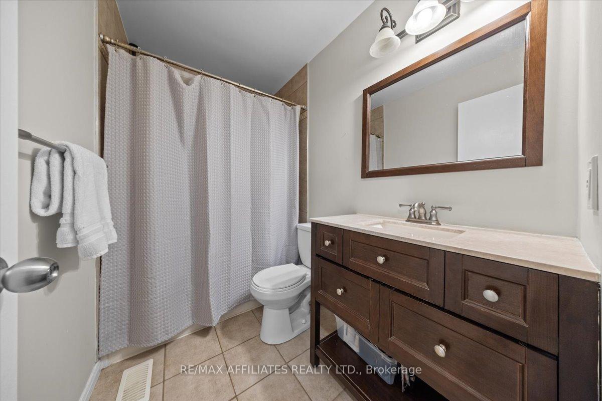 Photo 25 of 1150 Ste Agathe Park, Ottawa, Convent Glen North — HOMEH
