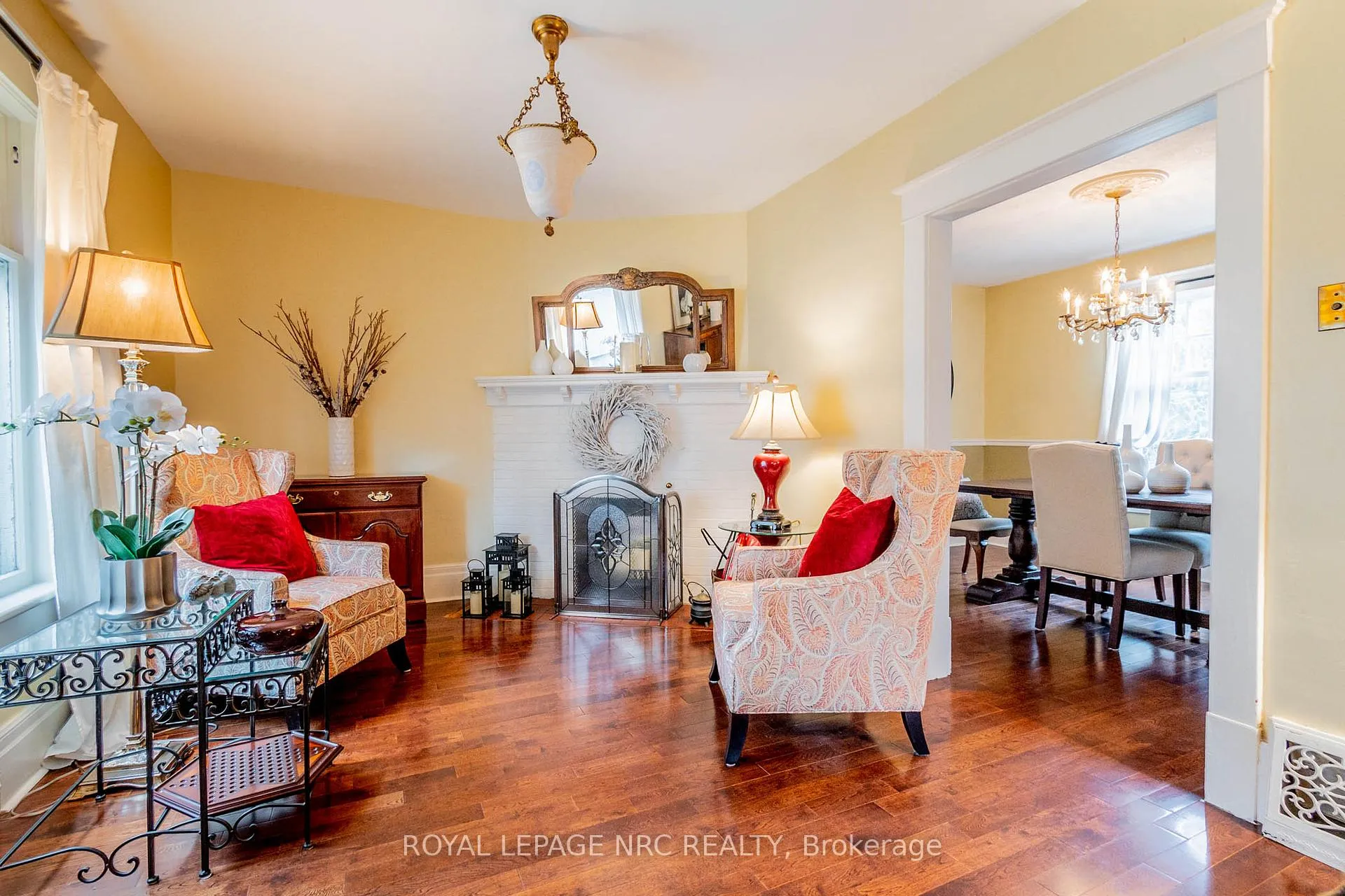 Photo 9 of 6107 Barker Street, Niagara Falls, Dorchester — HOMEH