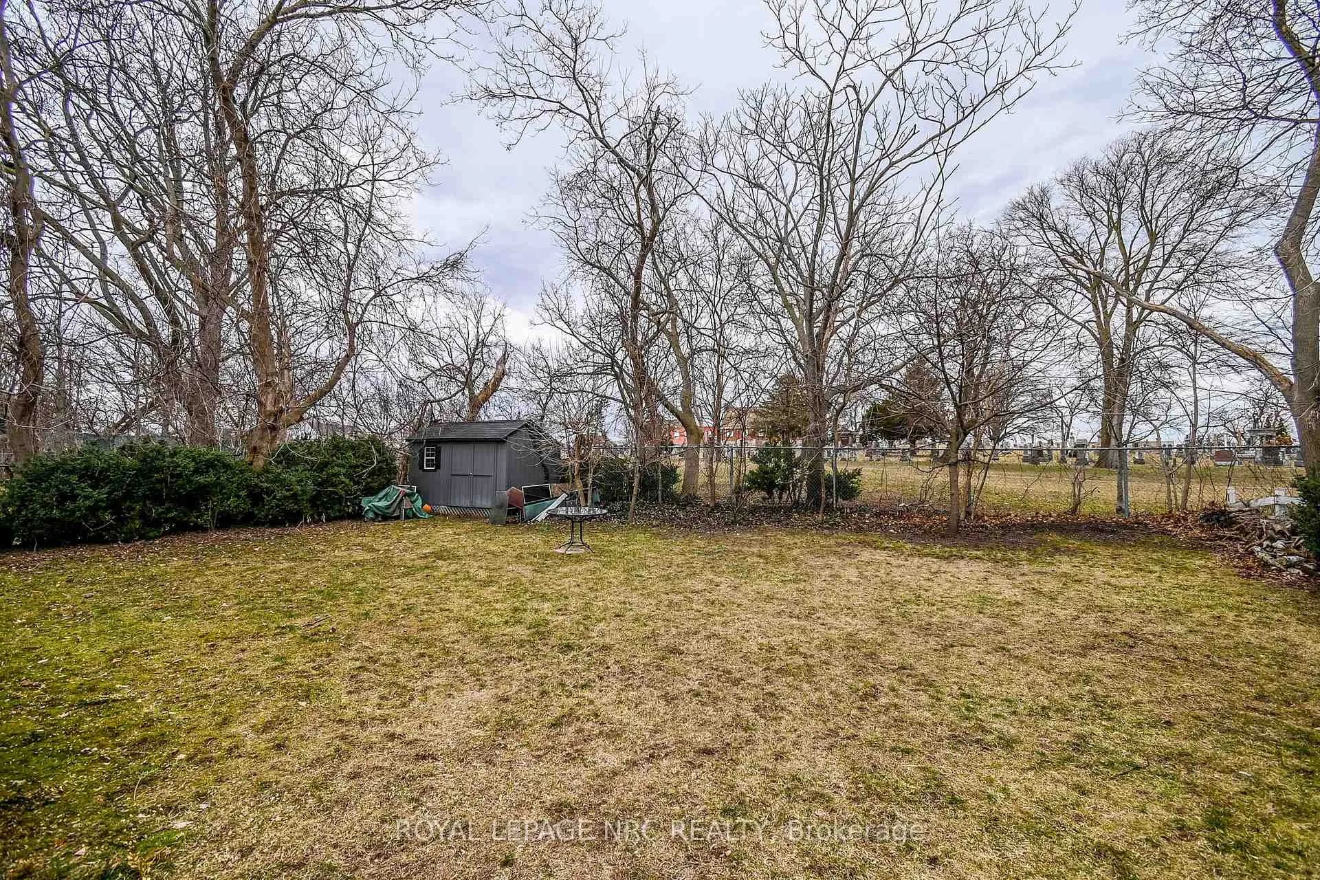 Photo 36 of 6107 Barker Street, Niagara Falls, Dorchester — HOMEH