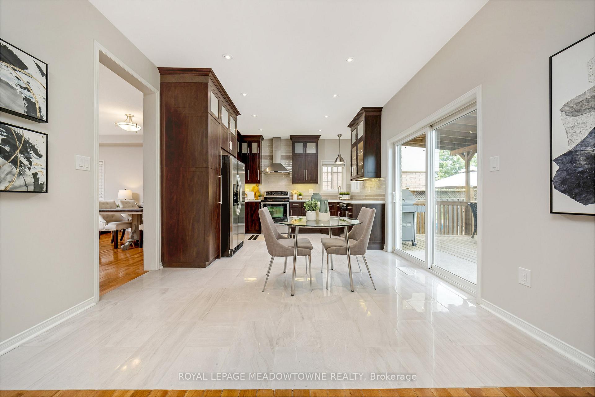 Photo 7 of 996 Vickerman Way, Milton, Coates — HOMEH