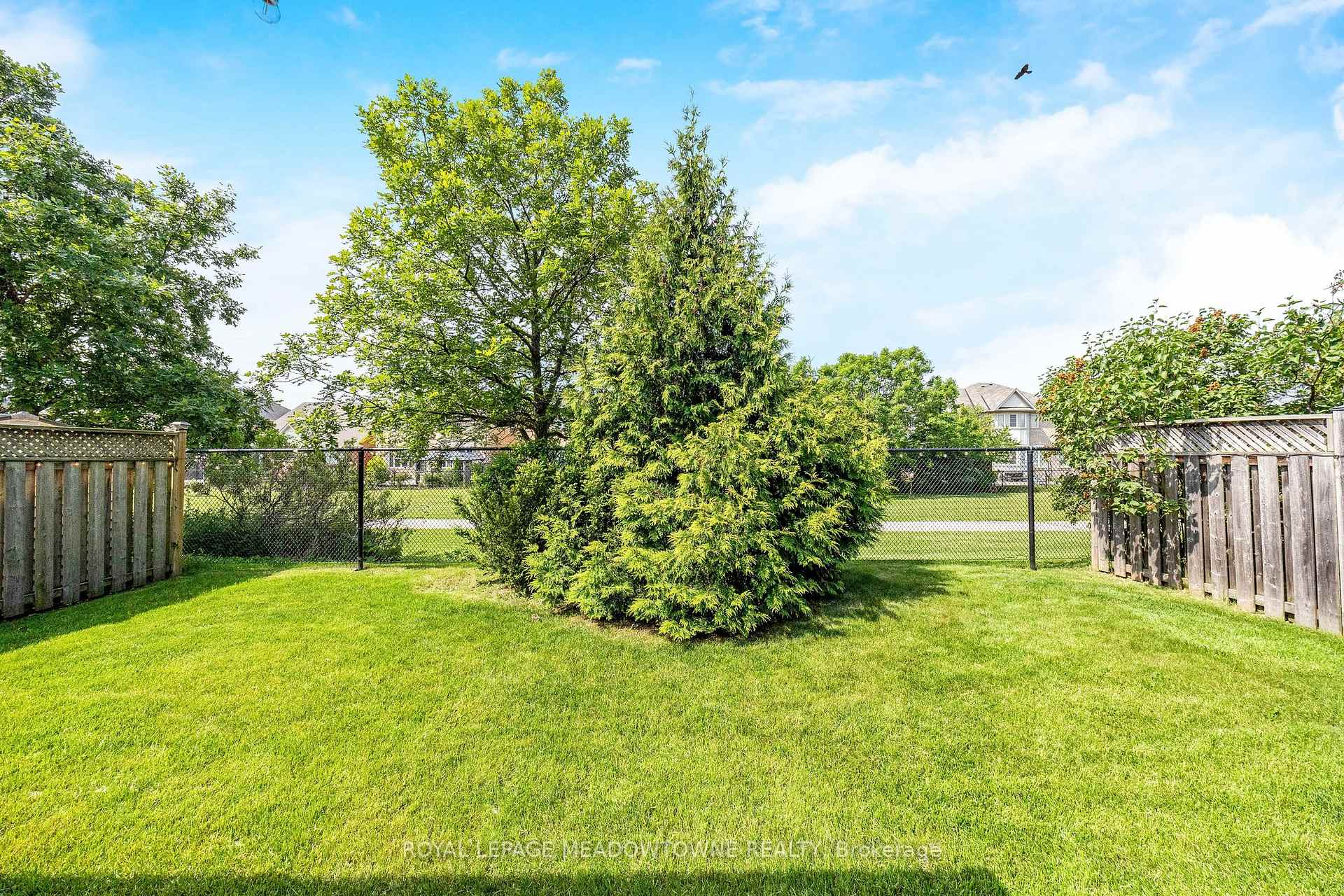 Photo 39 of 996 Vickerman Way, Milton, Coates — HOMEH