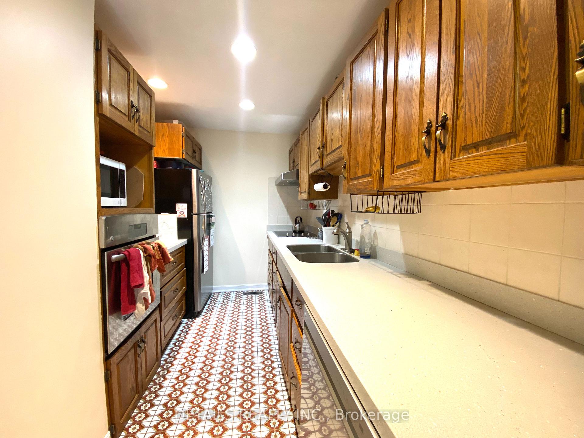 Photo 9 of Unit Unit 1, 9 Gilmour Street, Ottawa, Ottawa Centre/Golden Triangle — HOMEH