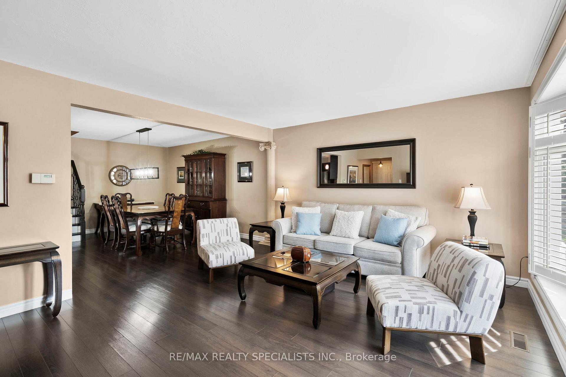 Photo 7 of 4250 Jefton Crescent, Mississauga, Erin Mills — HOMEH