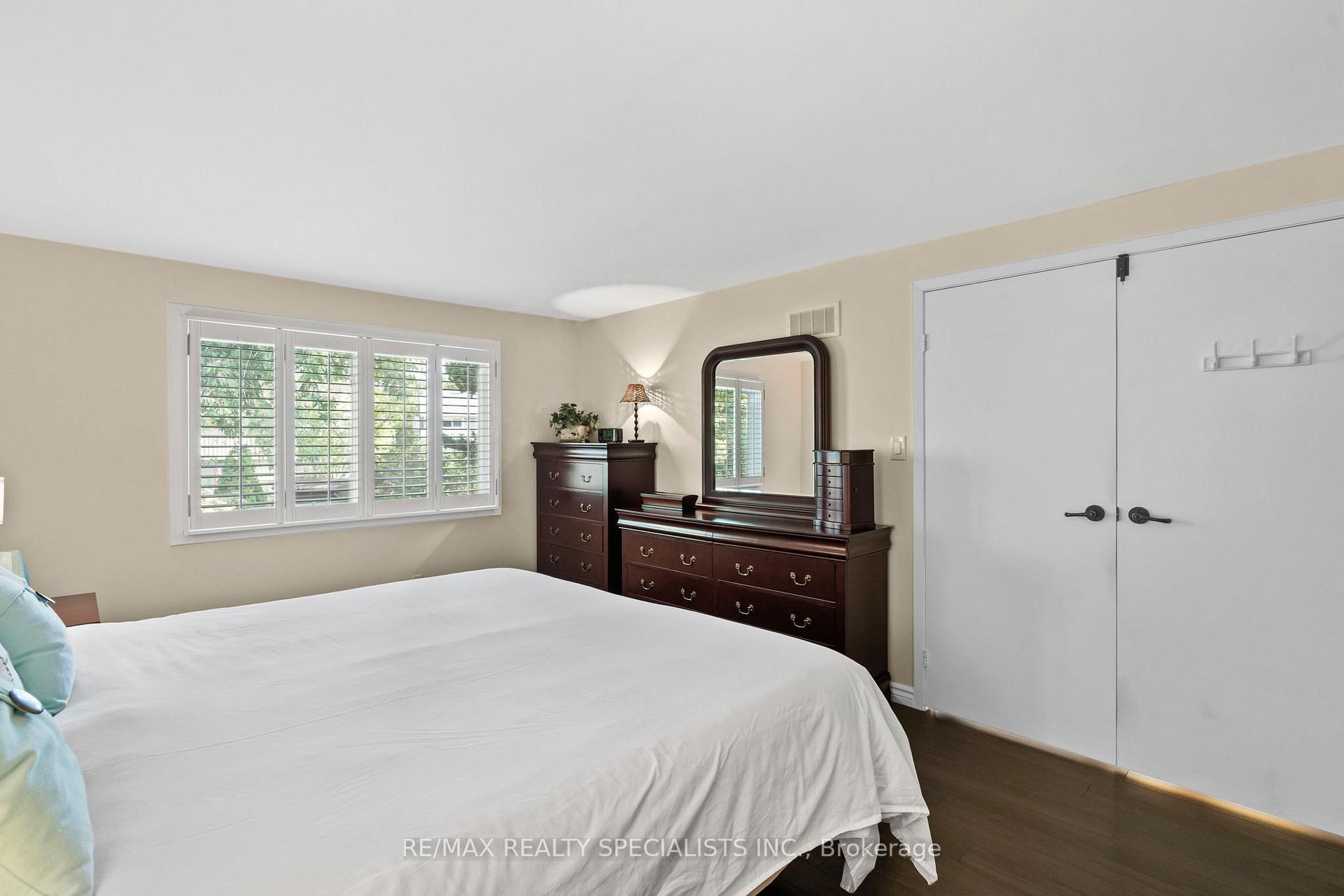 Photo 16 of 4250 Jefton Crescent, Mississauga, Erin Mills — HOMEH