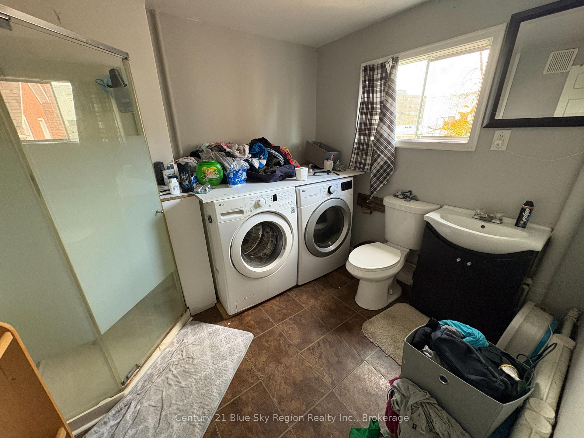 Photo 12 of 353 Regina Street, North Bay, Central — HOMEH