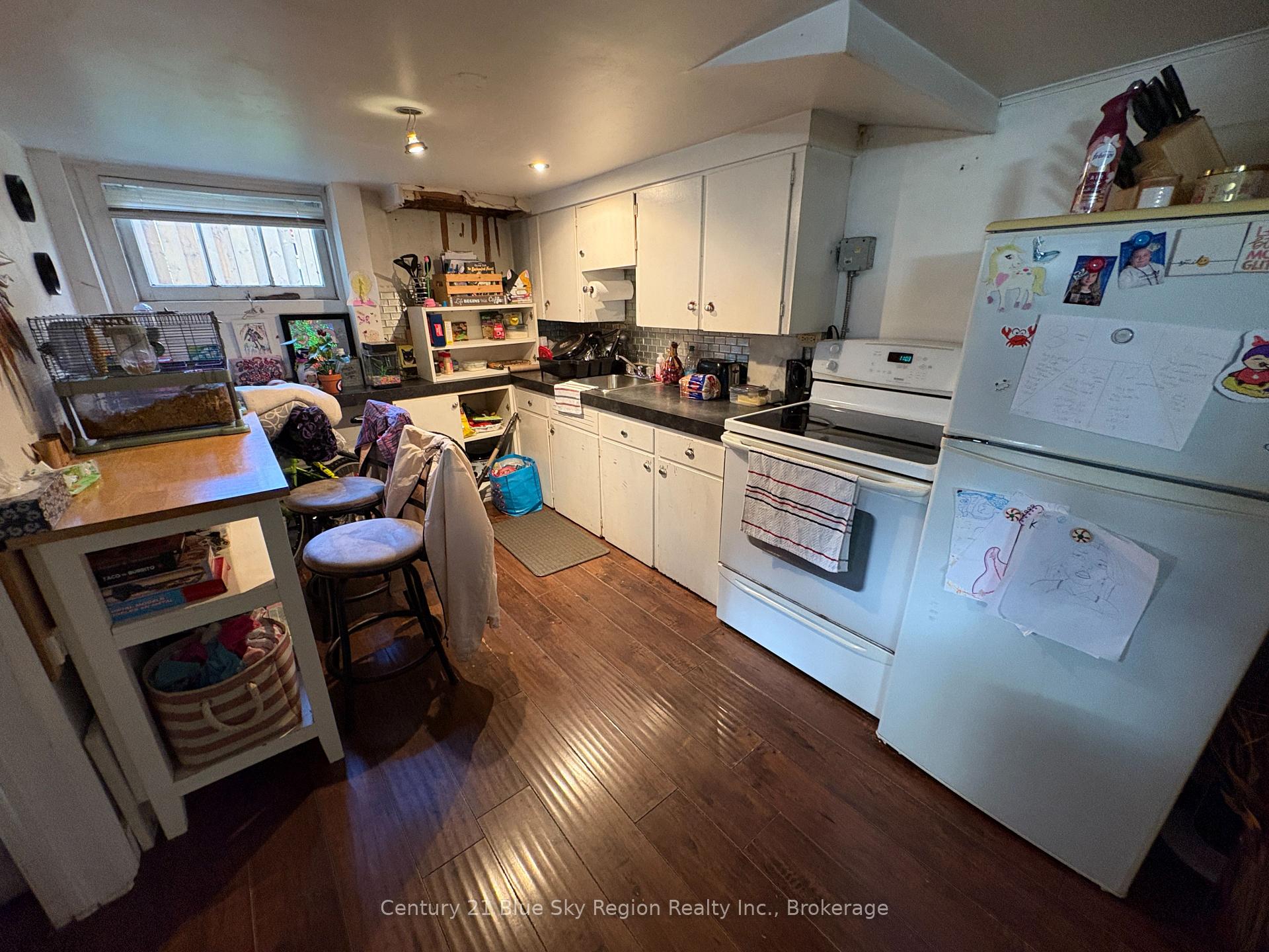 Photo 17 of 353 Regina Street, North Bay, Central — HOMEH