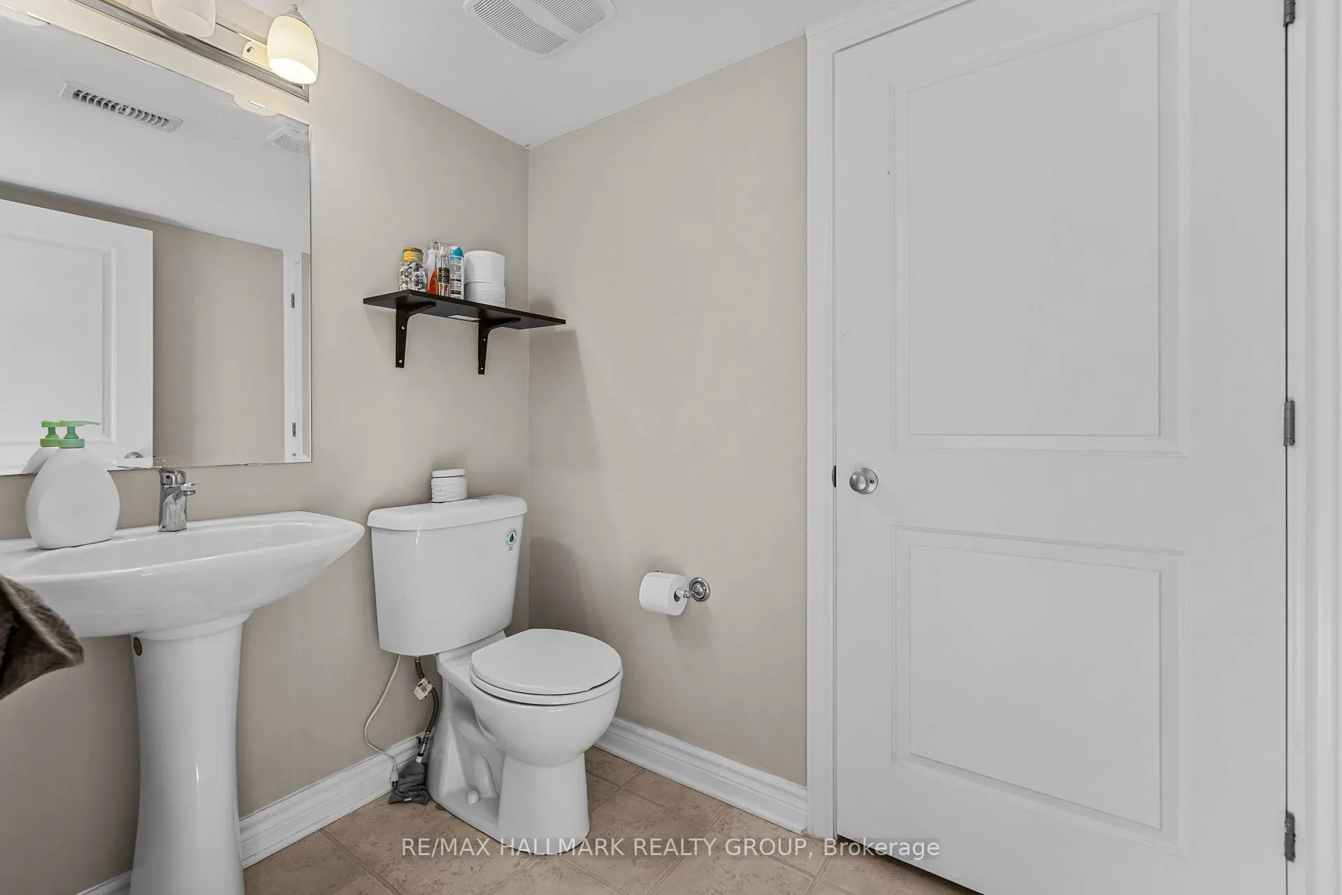 Photo 18 of 504 Clearbrook Drive, Ottawa, Barrhaven - Strandherd — HOMEH