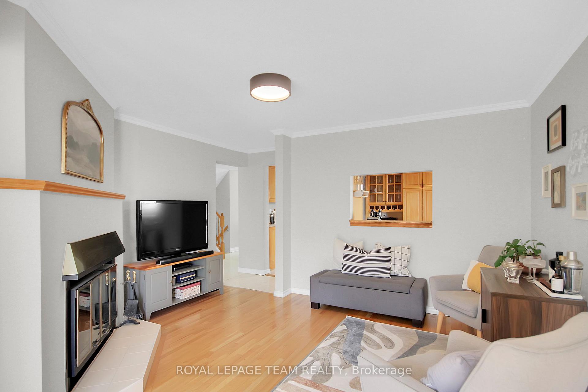 Photo 13 of 1549 Meadowfield Place, Ottawa, Chapel Hill — HOMEH