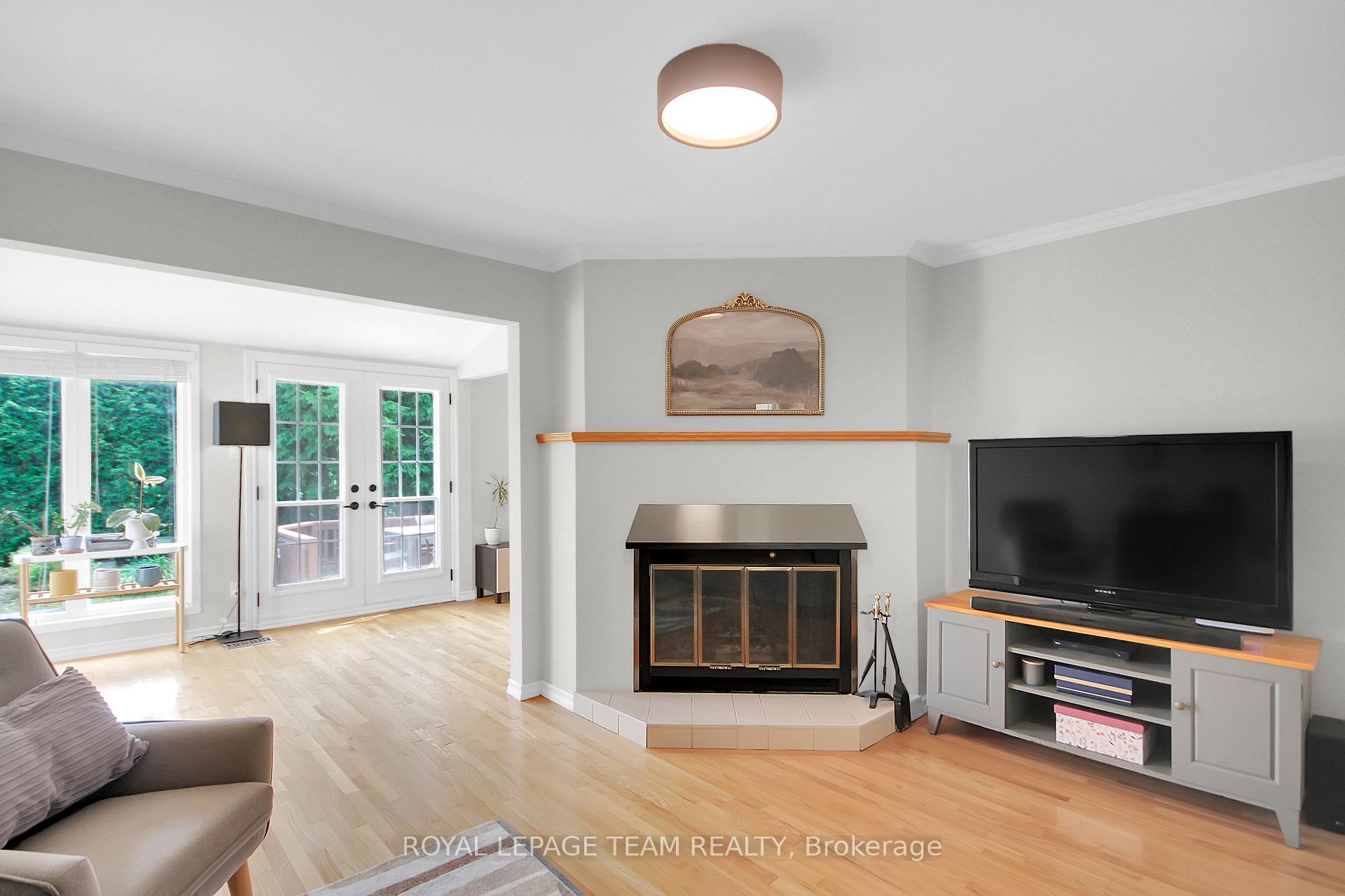 Photo 14 of 1549 Meadowfield Place, Ottawa, Chapel Hill — HOMEH
