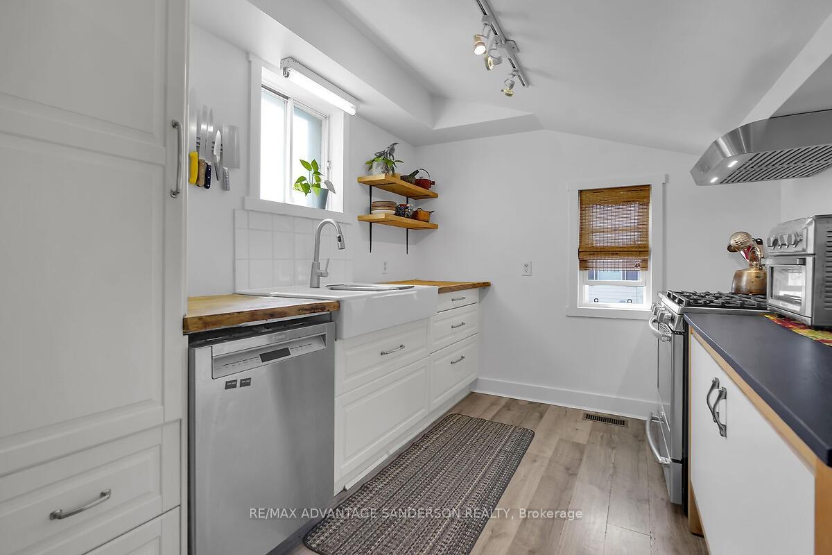 Photo 5 of 116 George Street, North Middlesex, Alisa Craig — HOMEH