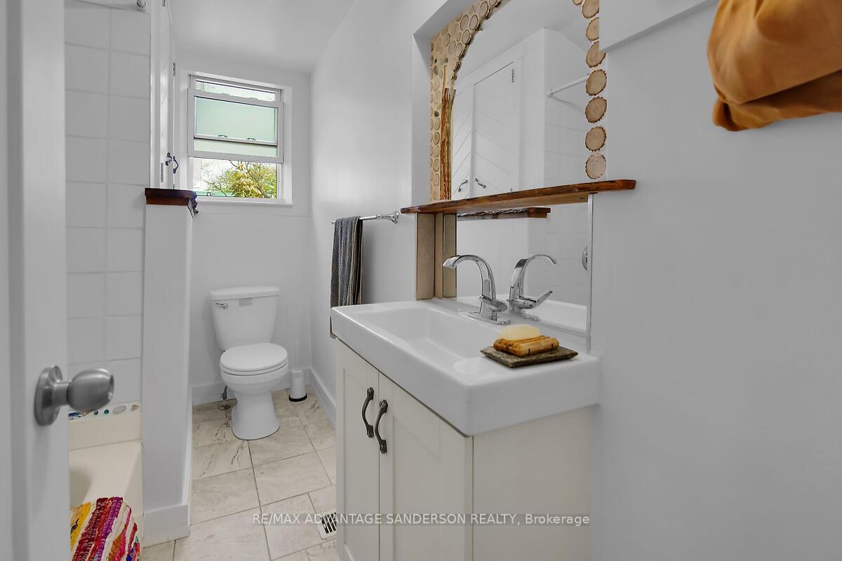 Photo 8 of 116 George Street, North Middlesex, Alisa Craig — HOMEH