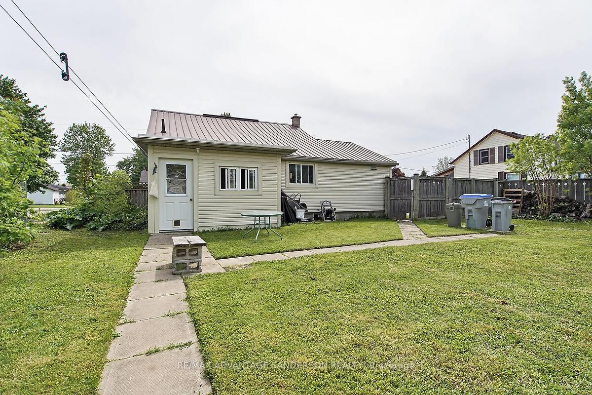 Photo 20 of 116 George Street, North Middlesex, Alisa Craig — HOMEH