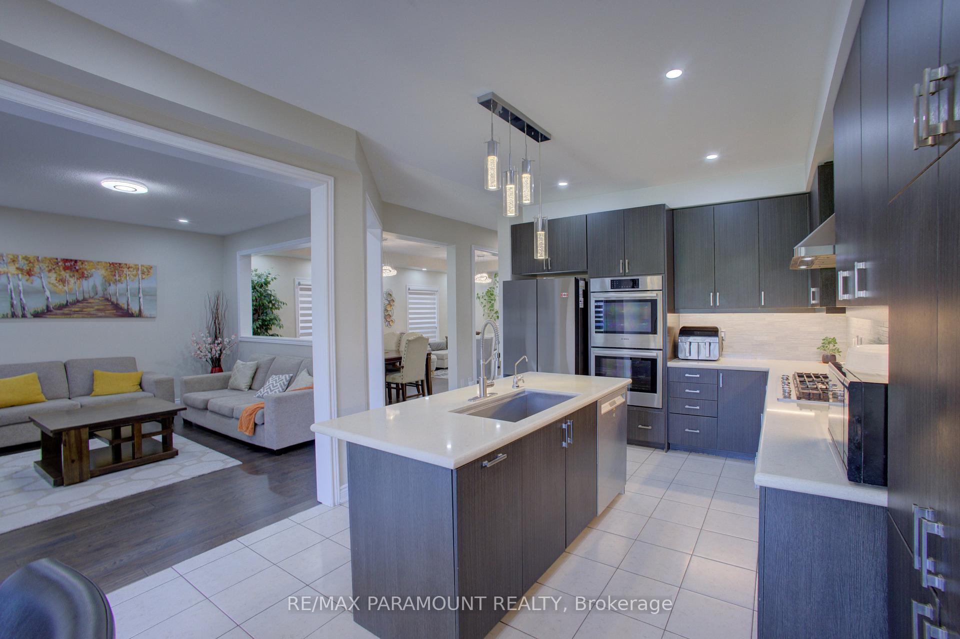 Photo 19 of 14 Paula Court, Orangeville — HOMEH