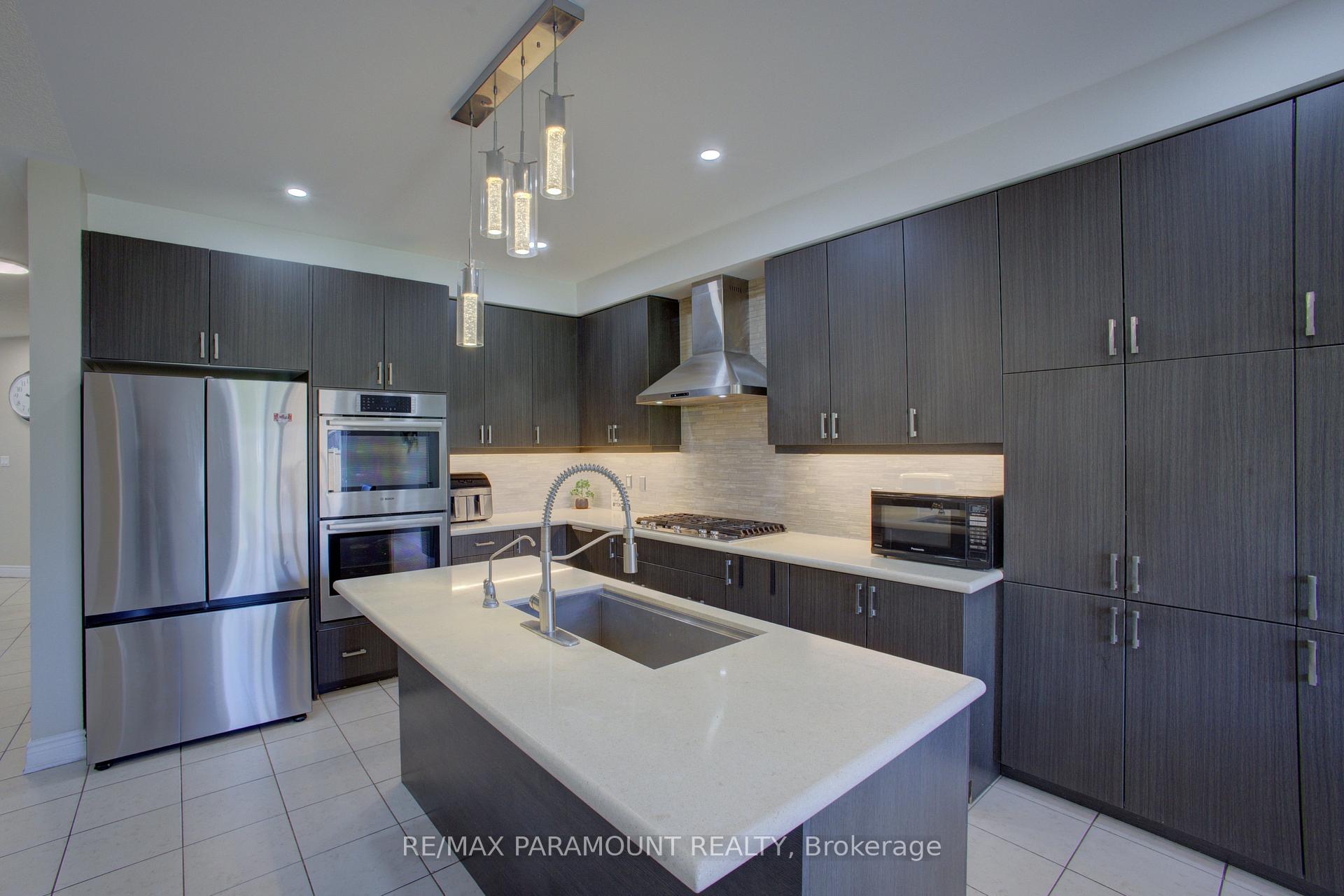 Photo 21 of 14 Paula Court, Orangeville — HOMEH