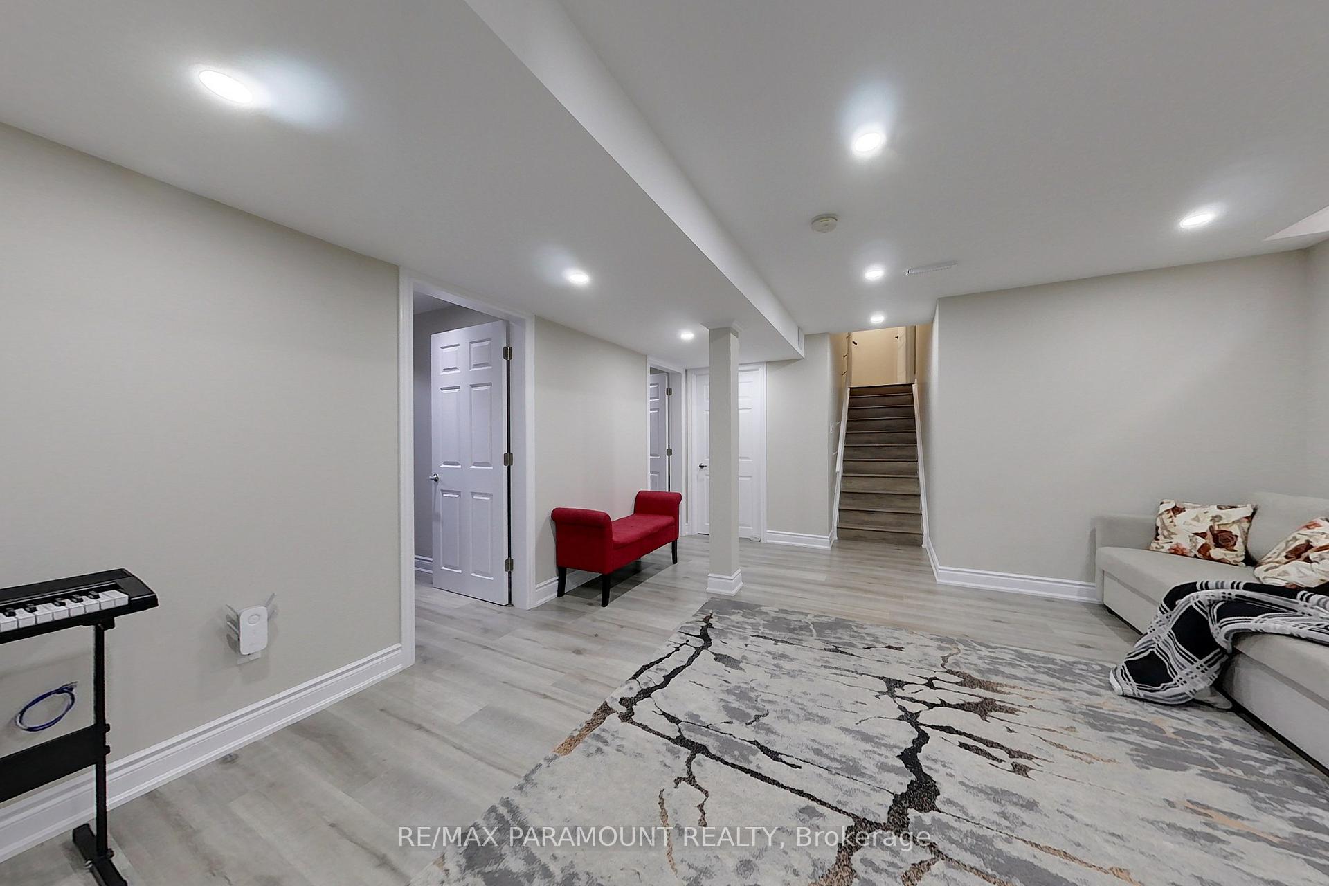 Photo 38 of 14 Paula Court, Orangeville — HOMEH