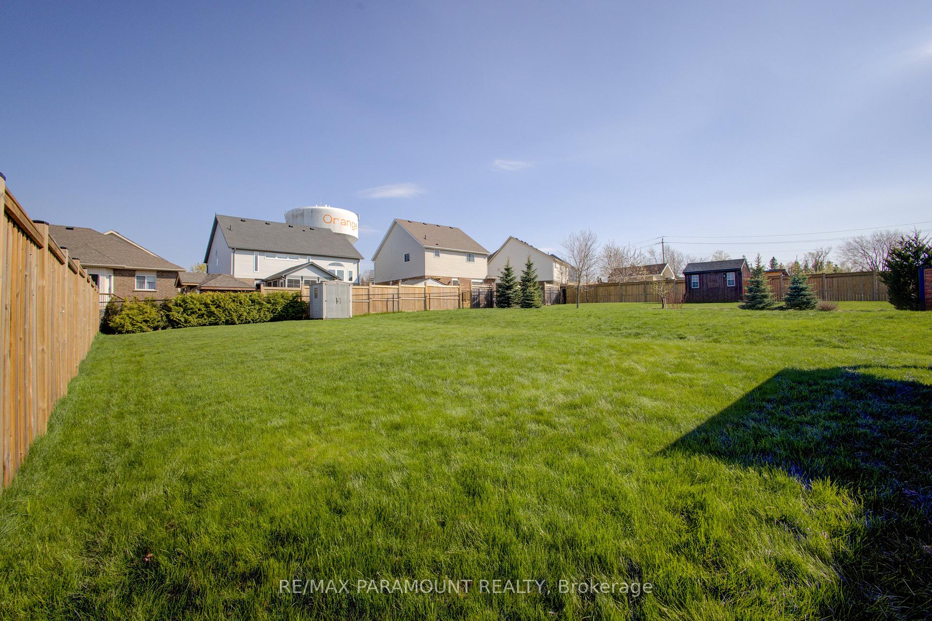 Photo 46 of 14 Paula Court, Orangeville — HOMEH