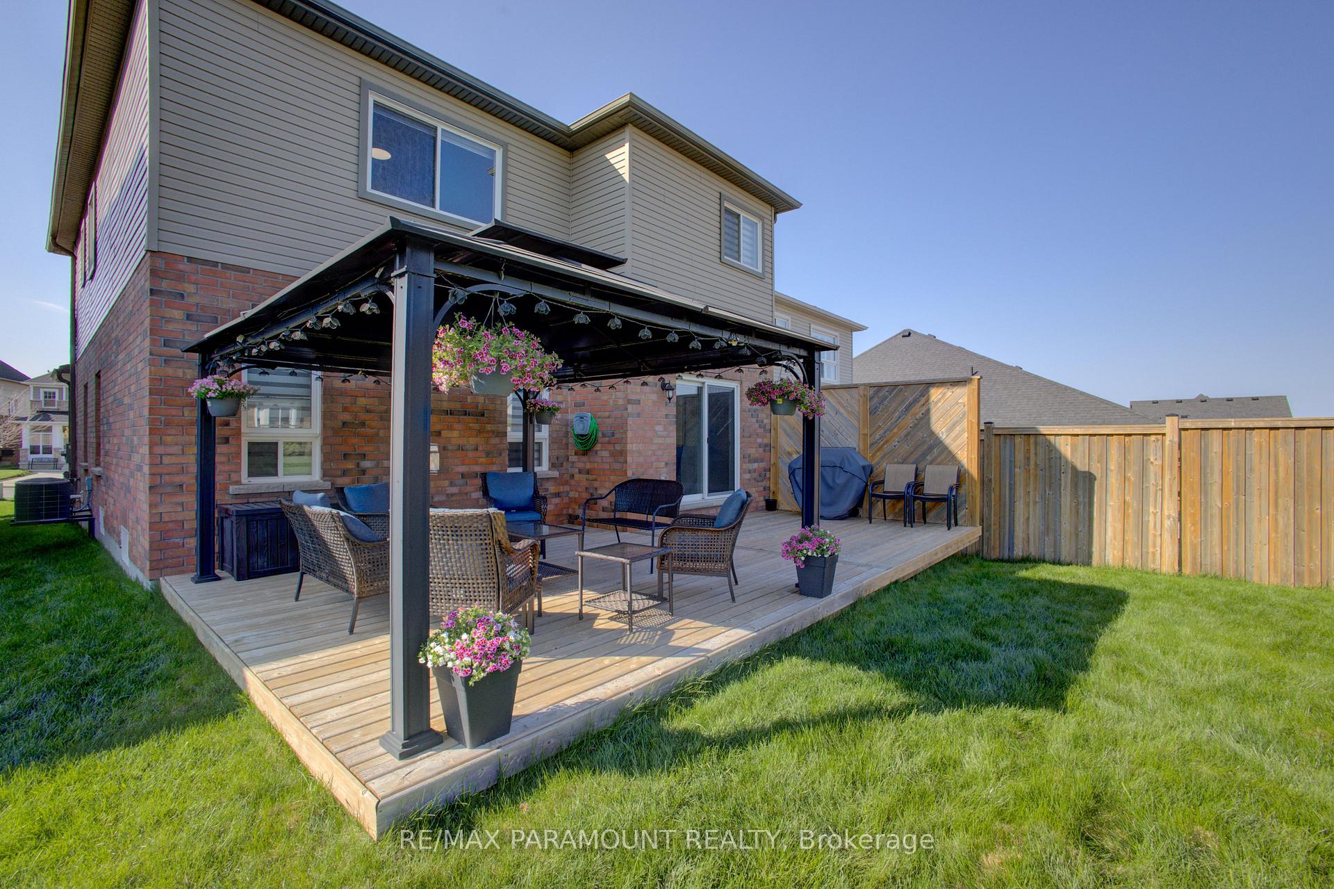 Photo 50 of 14 Paula Court, Orangeville — HOMEH