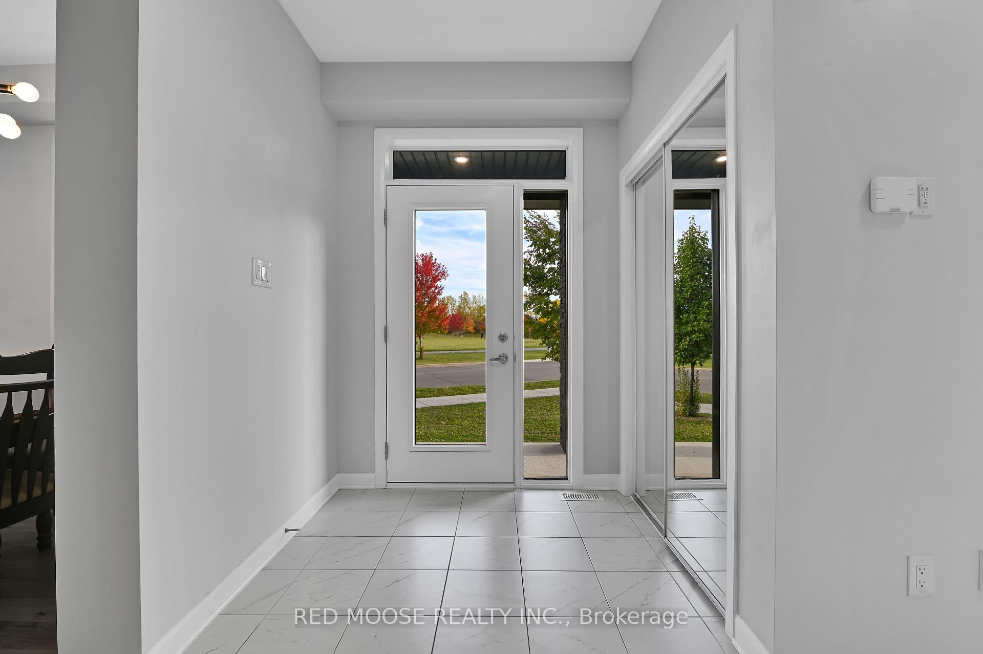Photo 9 of 833 Dynasty Street, Ottawa, Avalon East — HOMEH
