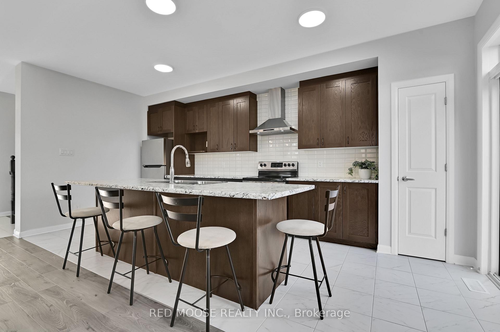 Photo 15 of 833 Dynasty Street, Ottawa, Avalon East — HOMEH