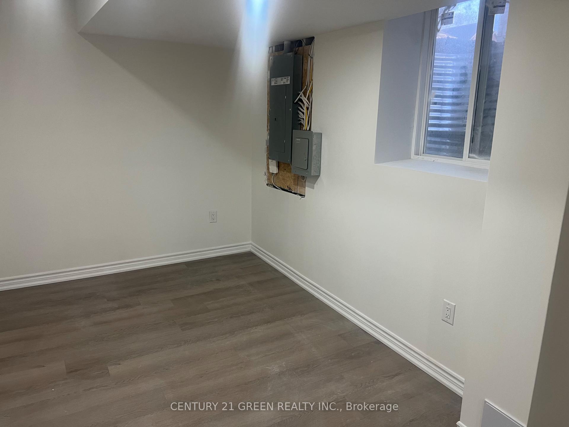 Photo 7 of Unit Basement, 1713 Whitlock Avenue, Milton, Bowes — HOMEH