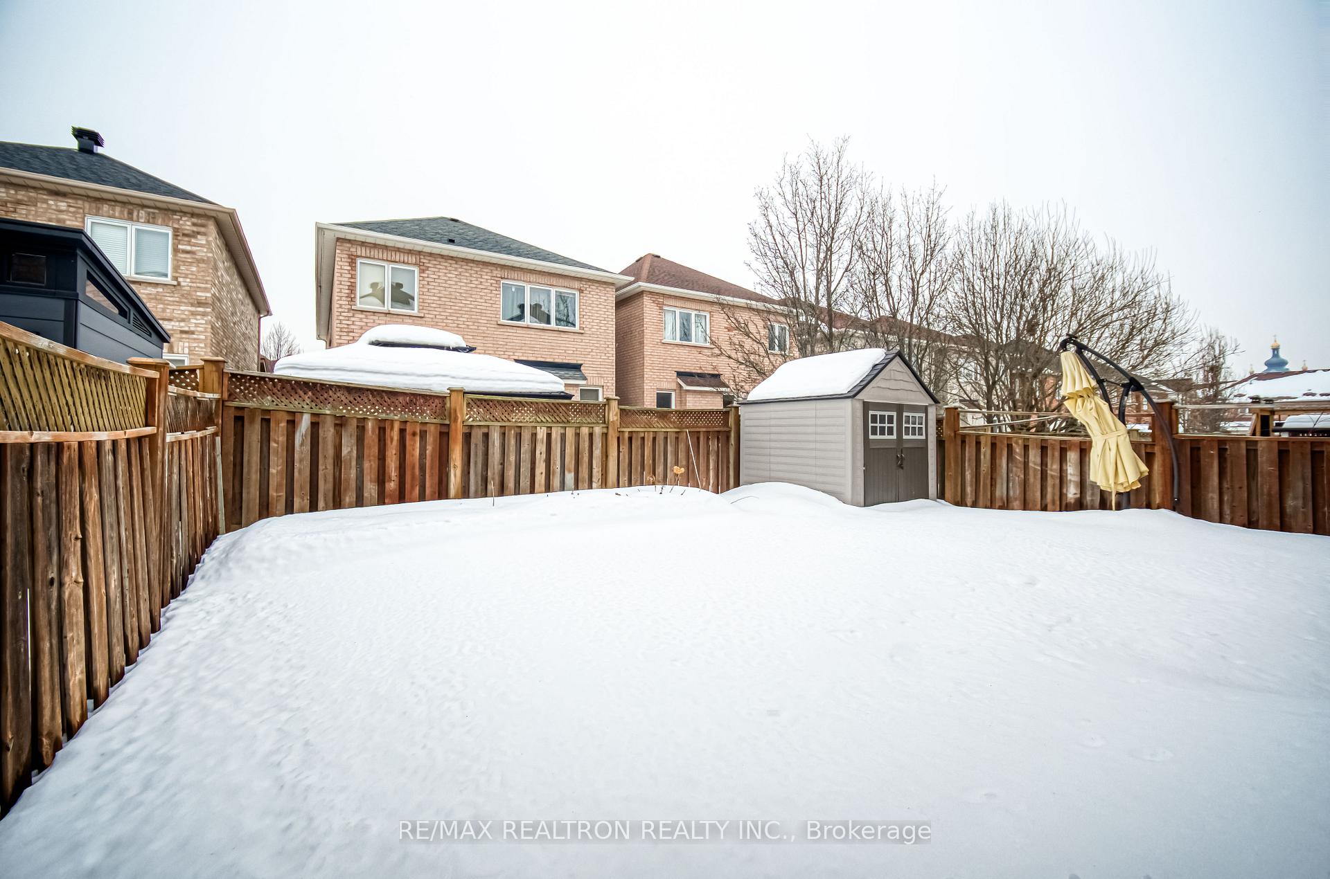 Photo 41 of 74 Pillar Rock Crescent, Markham, Victoria Manor-Jennings Gate — HOMEH