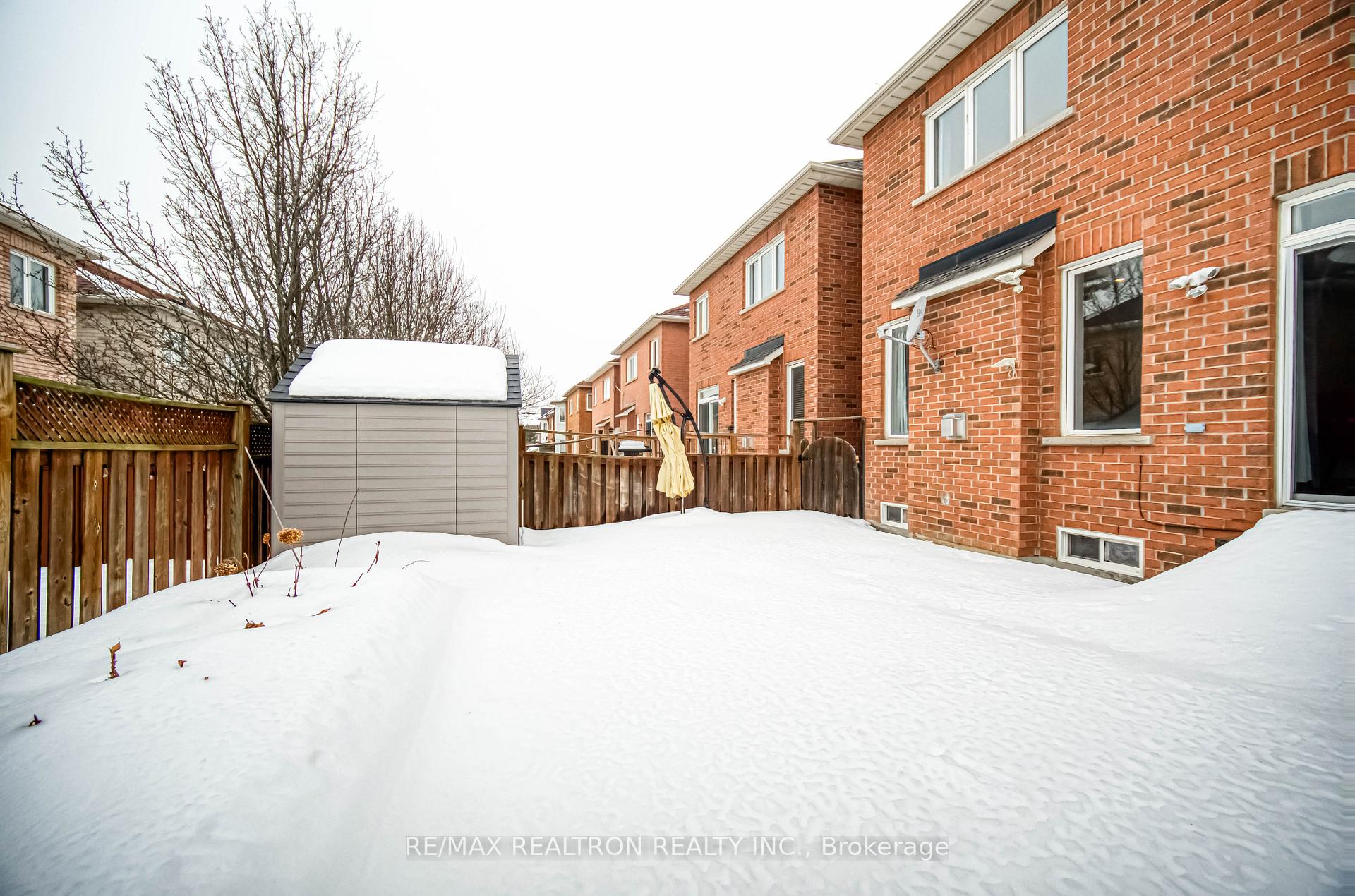 Photo 43 of 74 Pillar Rock Crescent, Markham, Victoria Manor-Jennings Gate — HOMEH