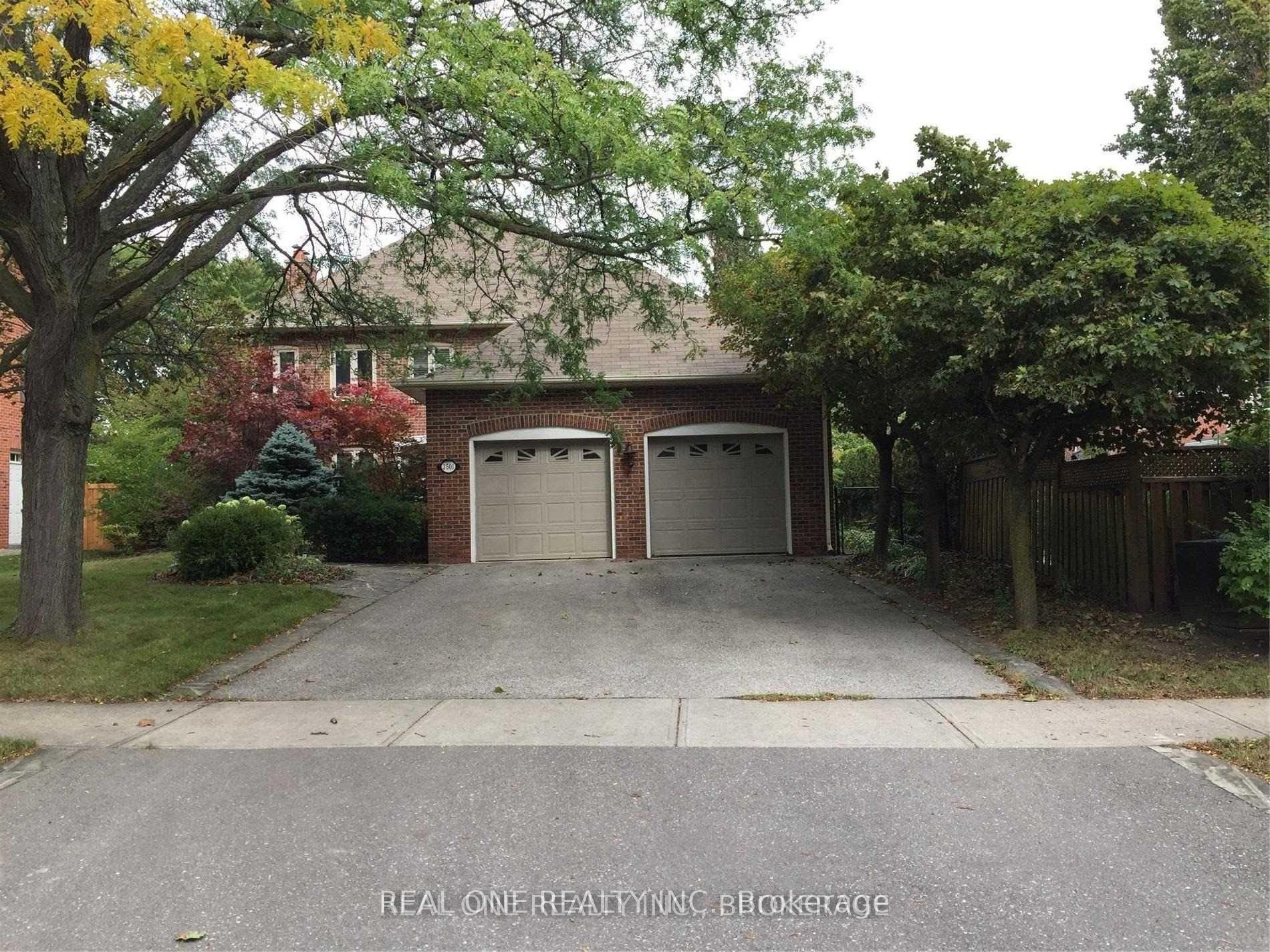 Front of Unit 2 Bedrooms, 3501 Kingbird Court