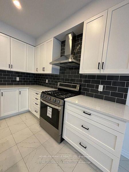 Photo 13 of 239 Beaugency Street, Ottawa, Chapel Hill South - Orleans Village — HOMEH