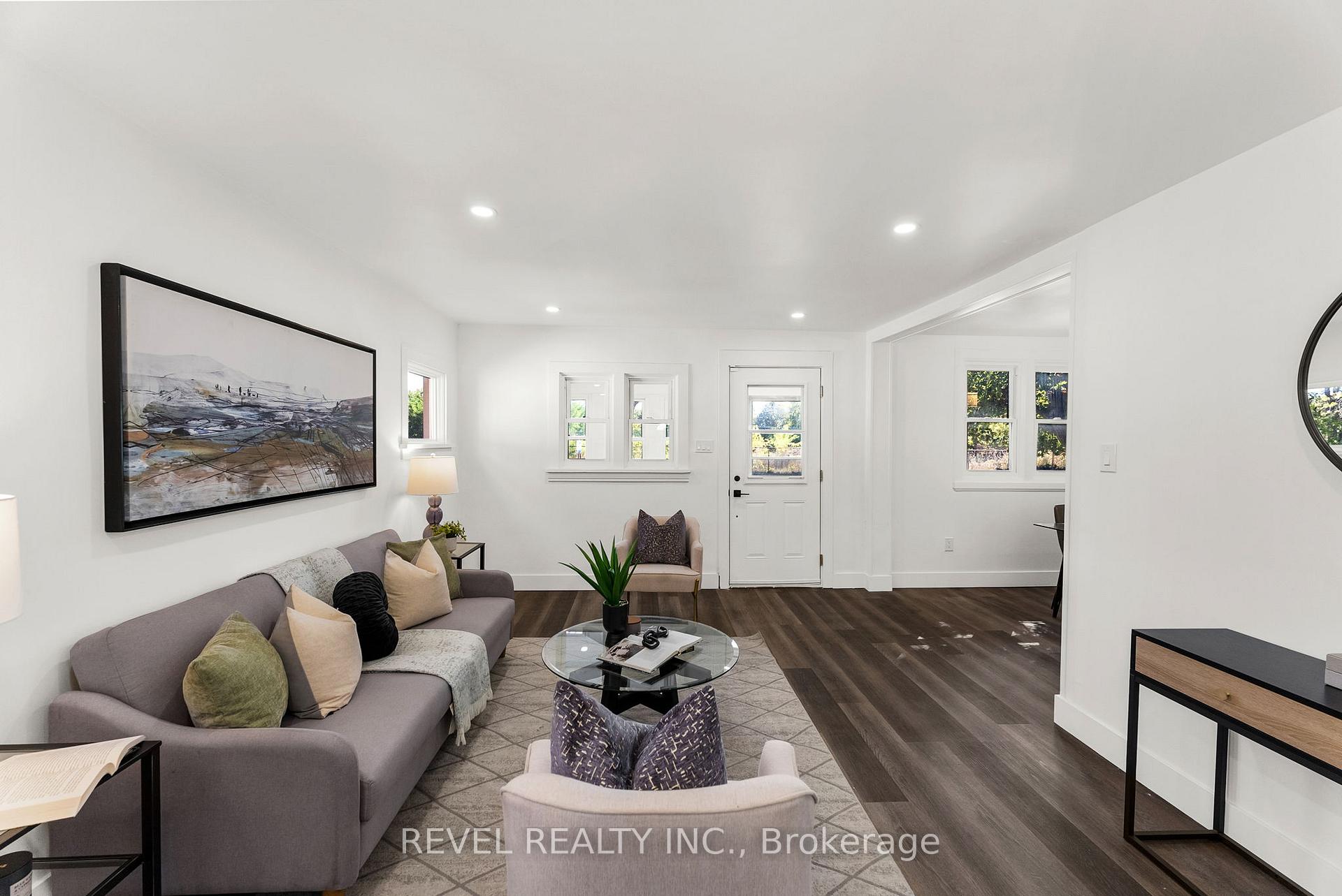 Photo 7 of 180 Hillcroft Street, Oshawa, O'Neill — HOMEH